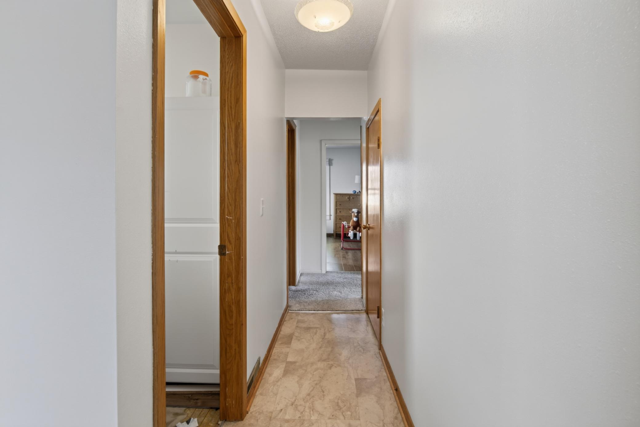 1920 single family home for sale at 521 5th Avenue NW in Valley City, ND — 2 bed, 2 bath (photo 16 of 38)