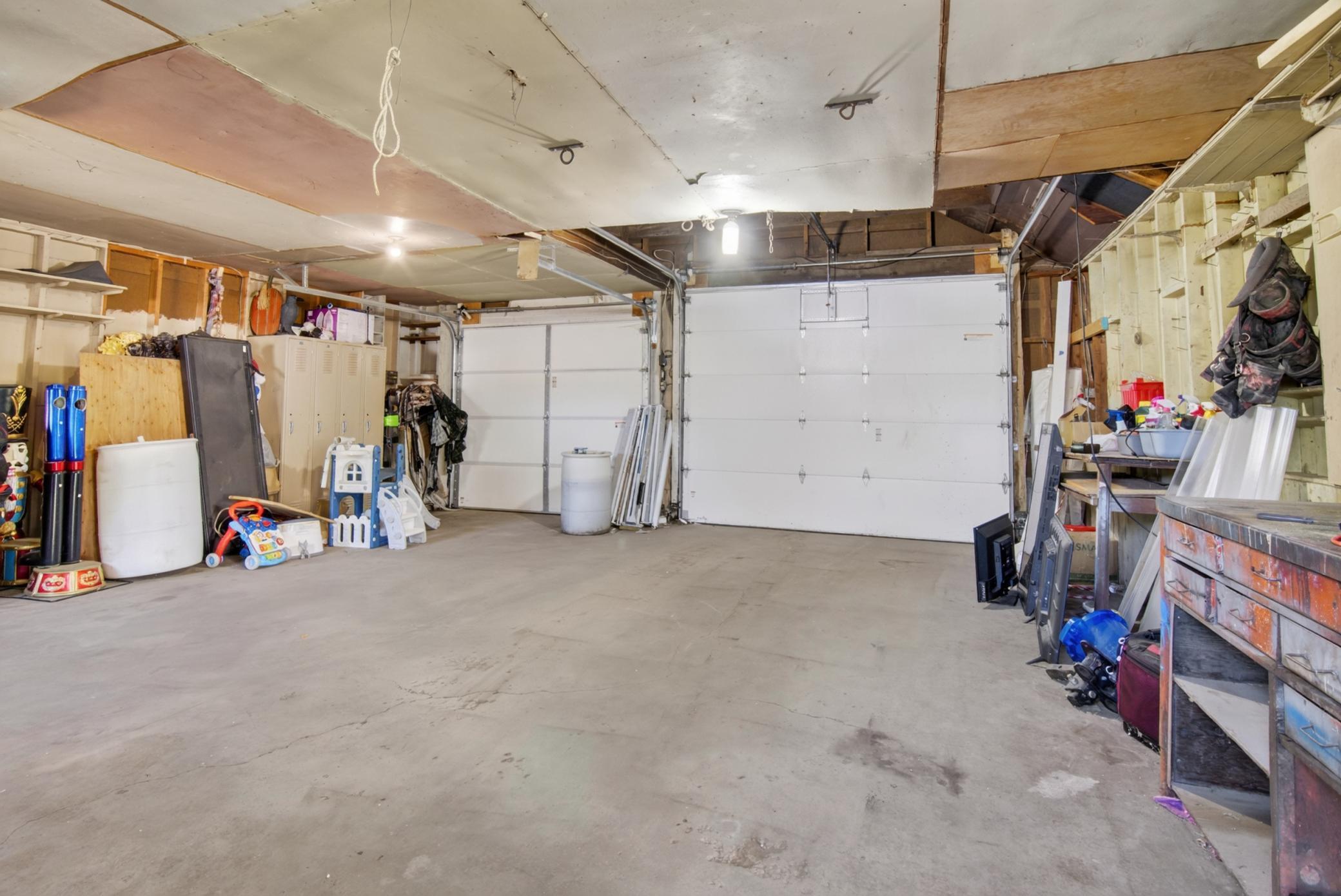 1920 single family home for sale at 521 5th Avenue NW in Valley City, ND — 2 bed, 2 bath (photo 34 of 38)