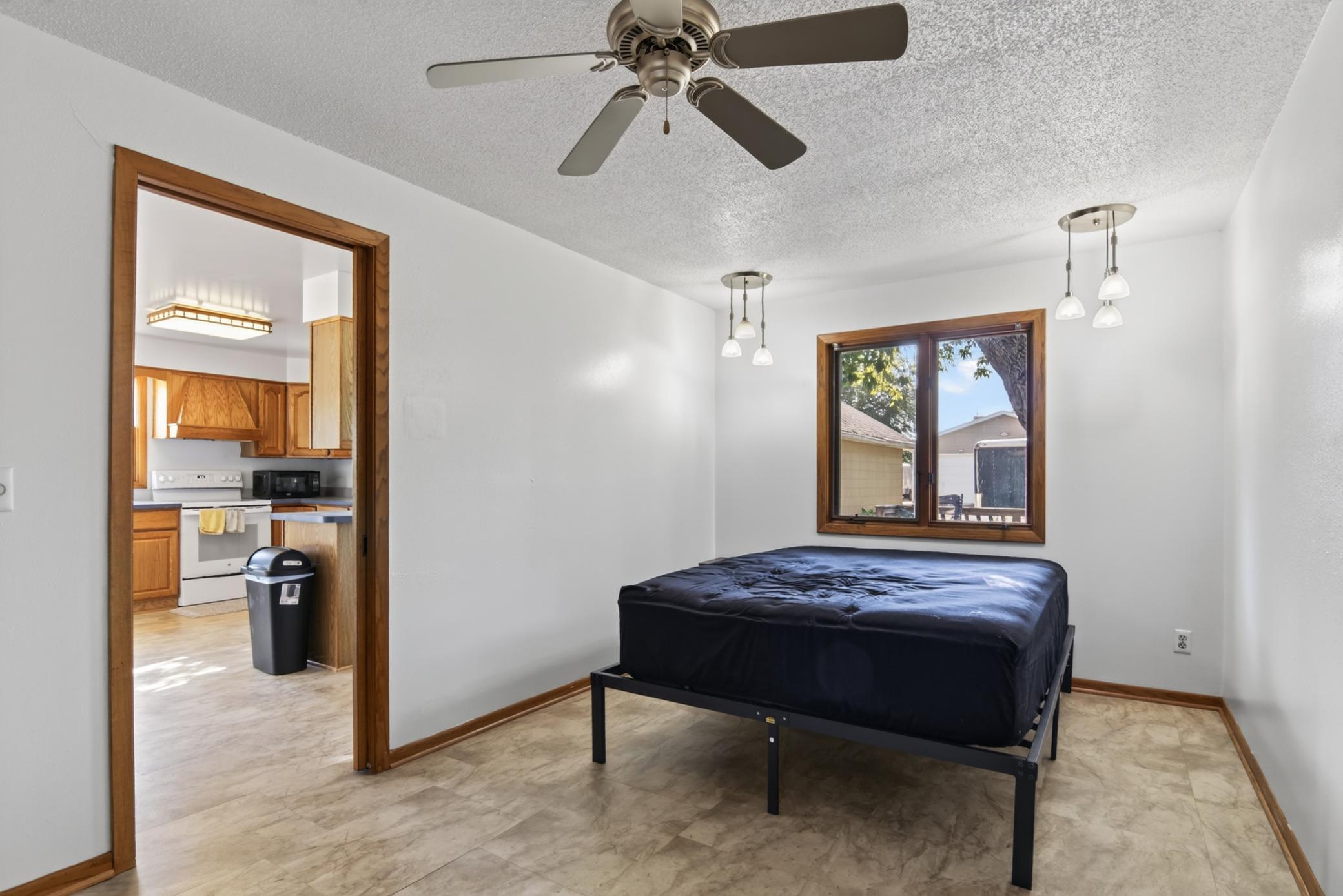 1920 single family home for sale at 521 5th Avenue NW in Valley City, ND — 2 bed, 2 bath (photo 10 of 38)