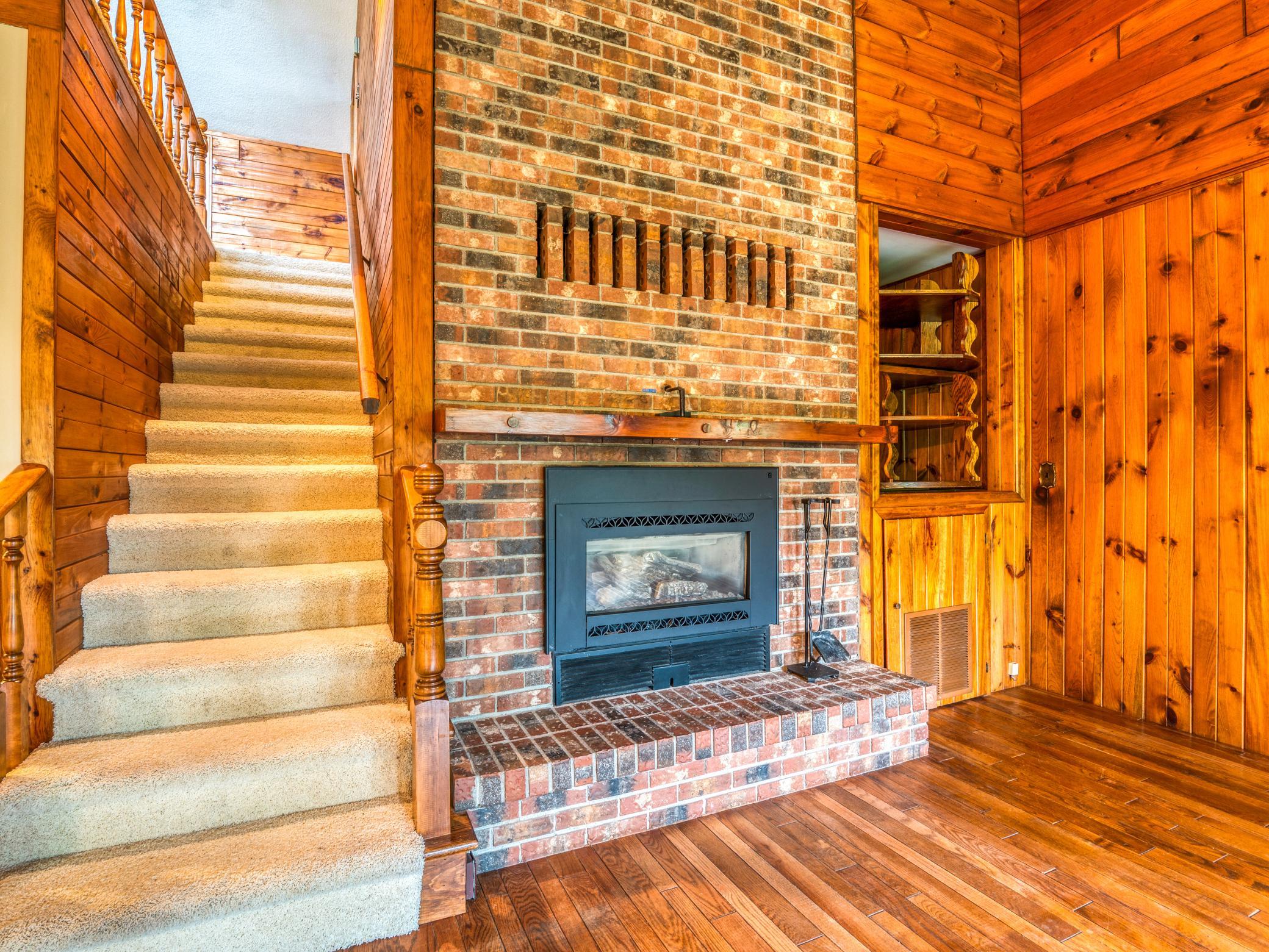 1979 single family home for sale at 1902 Lakeview Drive SW in Bemidji, MN — 2 bed, 2 bath (photo 16 of 58)