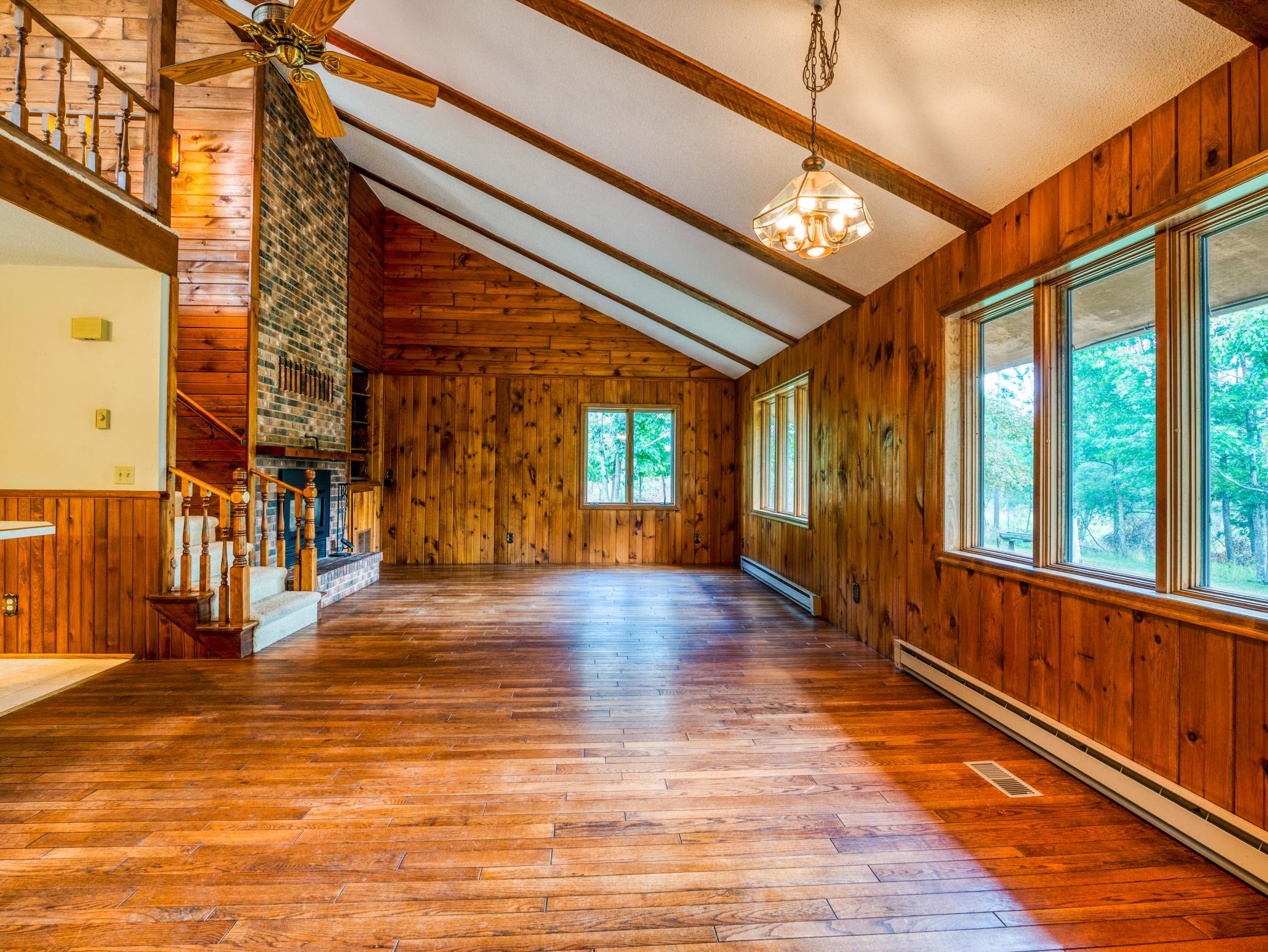 1979 single family home for sale at 1902 Lakeview Drive SW in Bemidji, MN — 2 bed, 2 bath (photo 22 of 58)