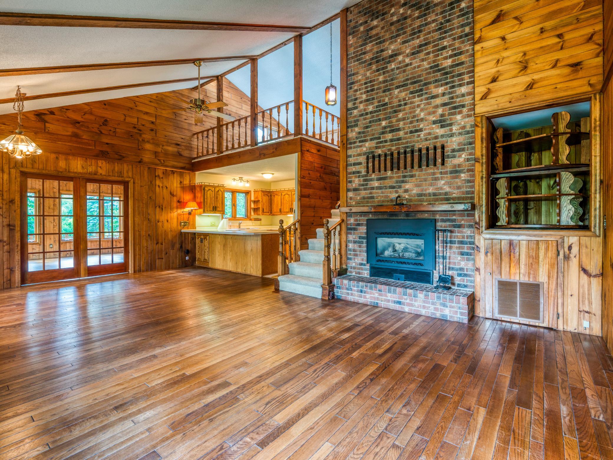 1979 single family home for sale at 1902 Lakeview Drive SW in Bemidji, MN — 2 bed, 2 bath (photo 23 of 58)