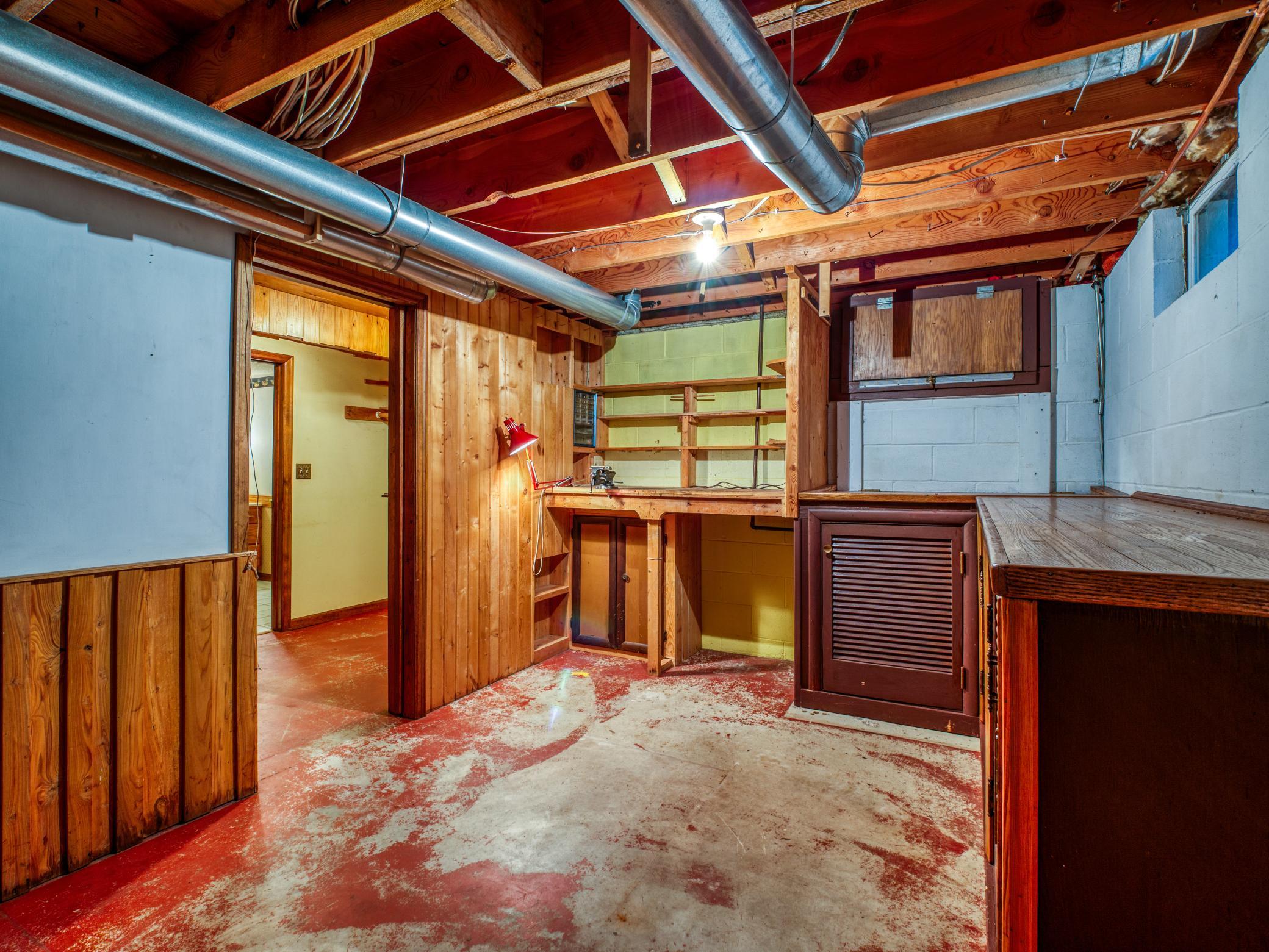 1979 single family home for sale at 1902 Lakeview Drive SW in Bemidji, MN — 2 bed, 2 bath (photo 31 of 58)