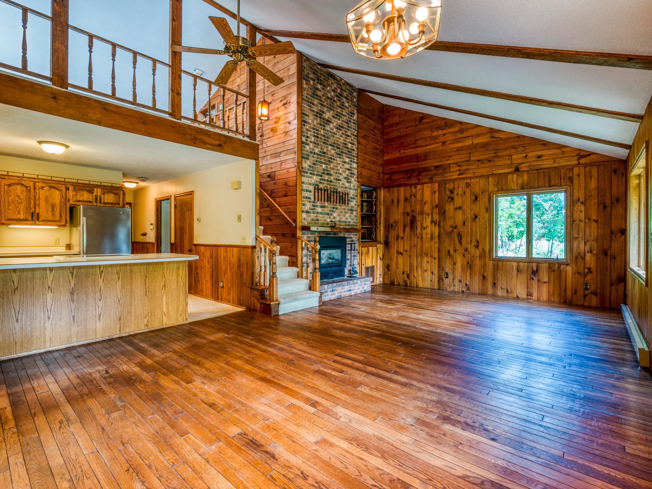 1979 single family home for sale at 1902 Lakeview Drive SW in Bemidji, MN — 2 bed, 2 bath (photo 36 of 58)
