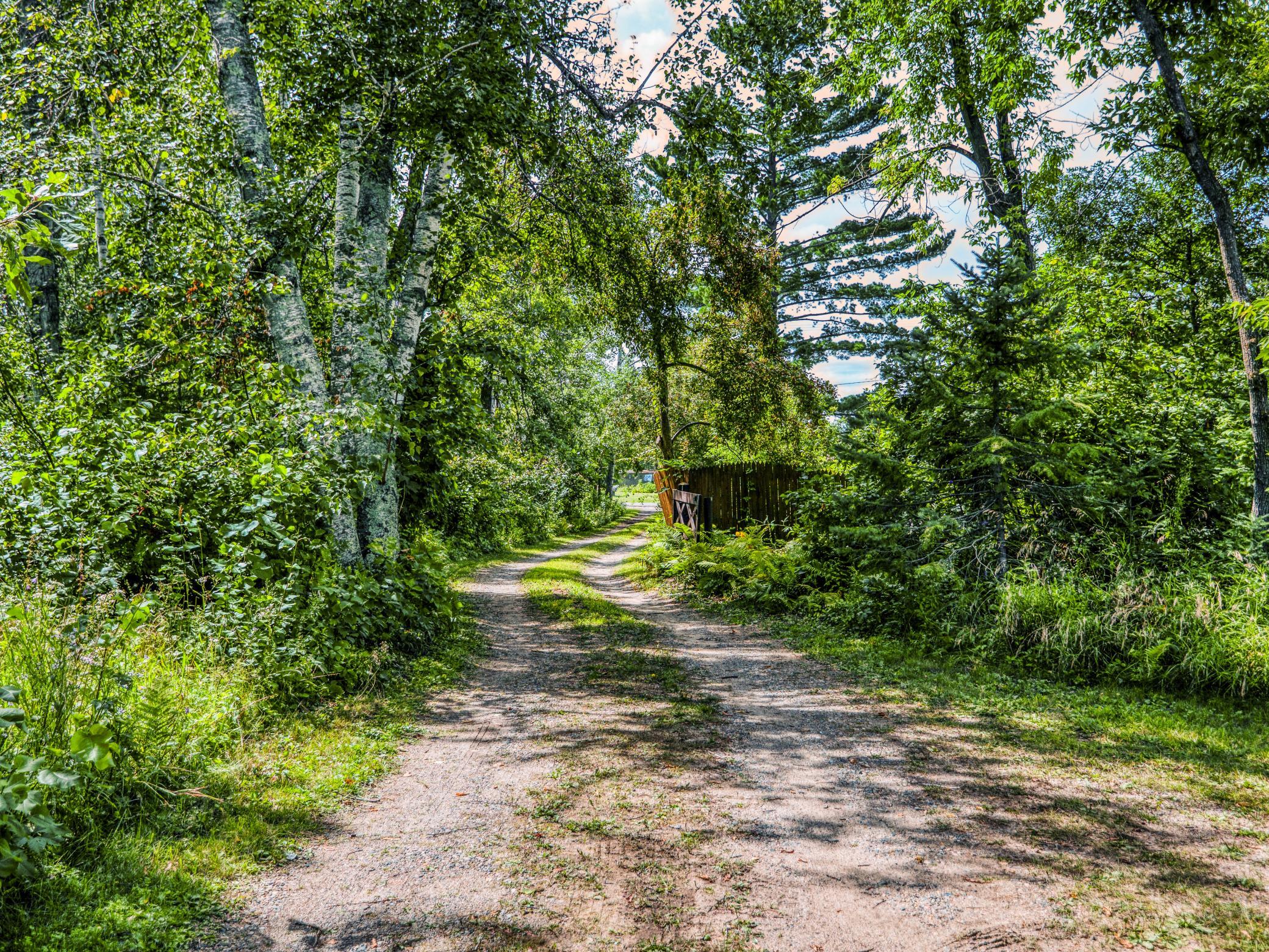1979 single family home for sale at 1902 Lakeview Drive SW in Bemidji, MN — 2 bed, 2 bath (photo 37 of 58)