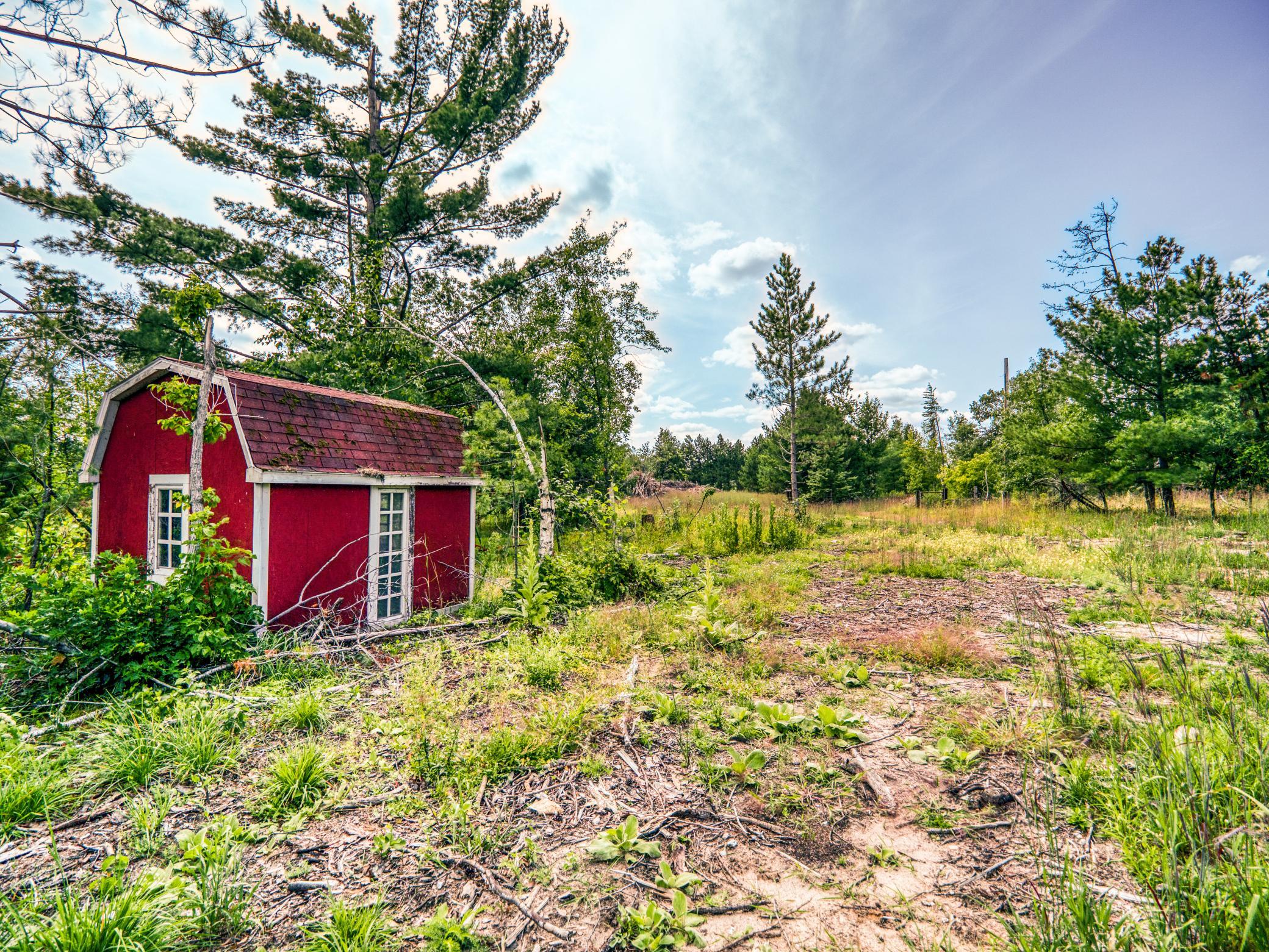 1979 single family home for sale at 1902 Lakeview Drive SW in Bemidji, MN — 2 bed, 2 bath (photo 38 of 58)