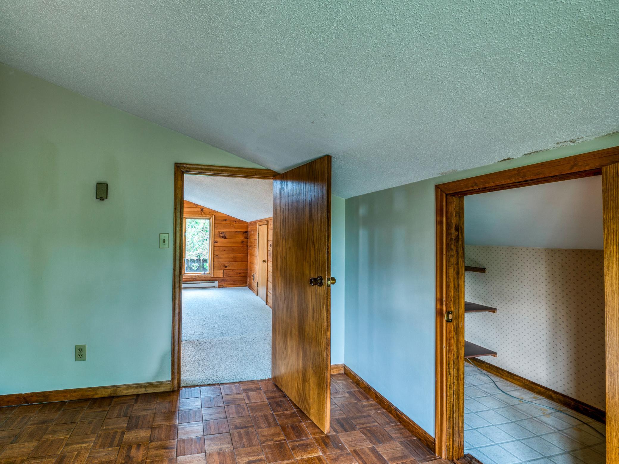 1979 single family home for sale at 1902 Lakeview Drive SW in Bemidji, MN — 2 bed, 2 bath (photo 40 of 58)