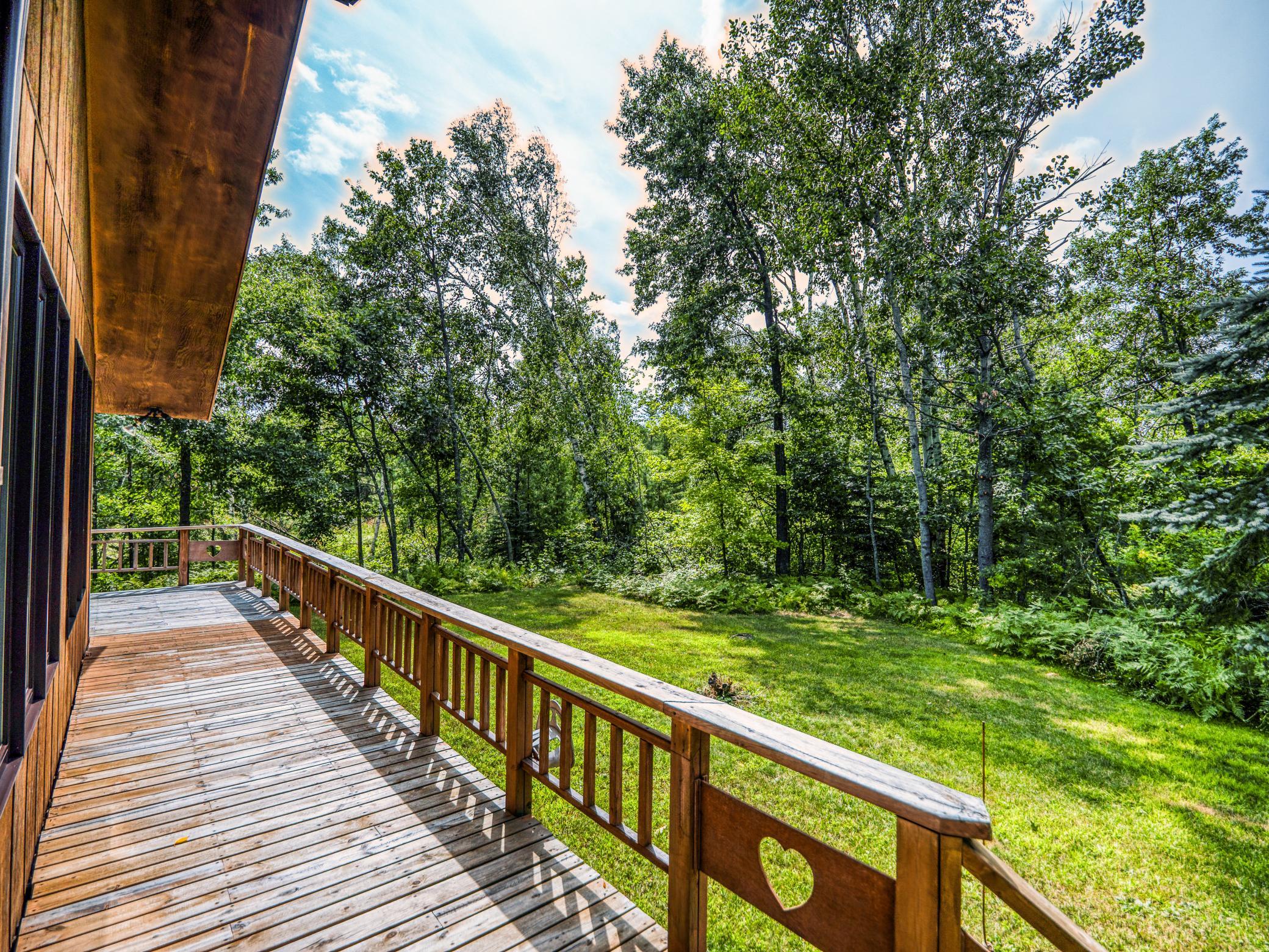 1979 single family home for sale at 1902 Lakeview Drive SW in Bemidji, MN — 2 bed, 2 bath (photo 45 of 58)