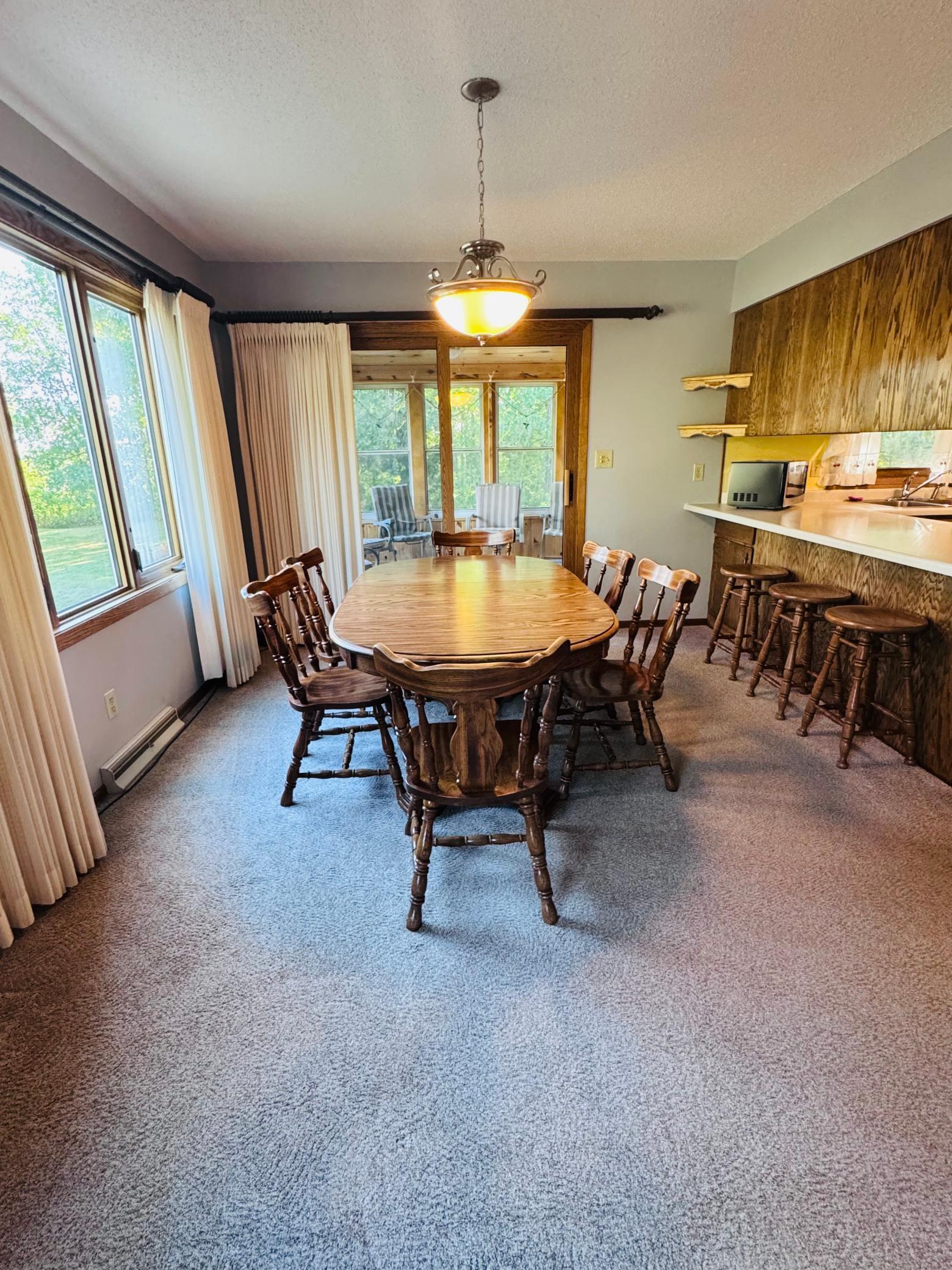 1975 single family home for sale at 14045 190th Avenue NE in Thief River Falls, MN — 4 bed, 2 bath (photo 14 of 51)