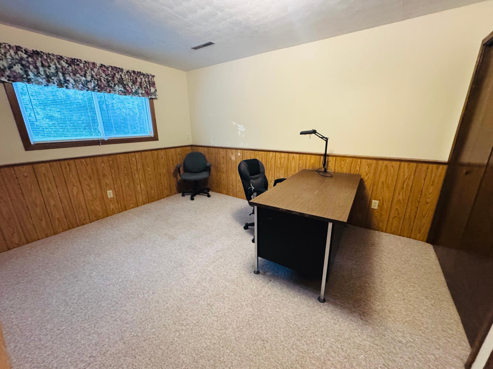 1975 single family home for sale at 14045 190th Avenue NE in Thief River Falls, MN — 4 bed, 2 bath (photo 41 of 51)