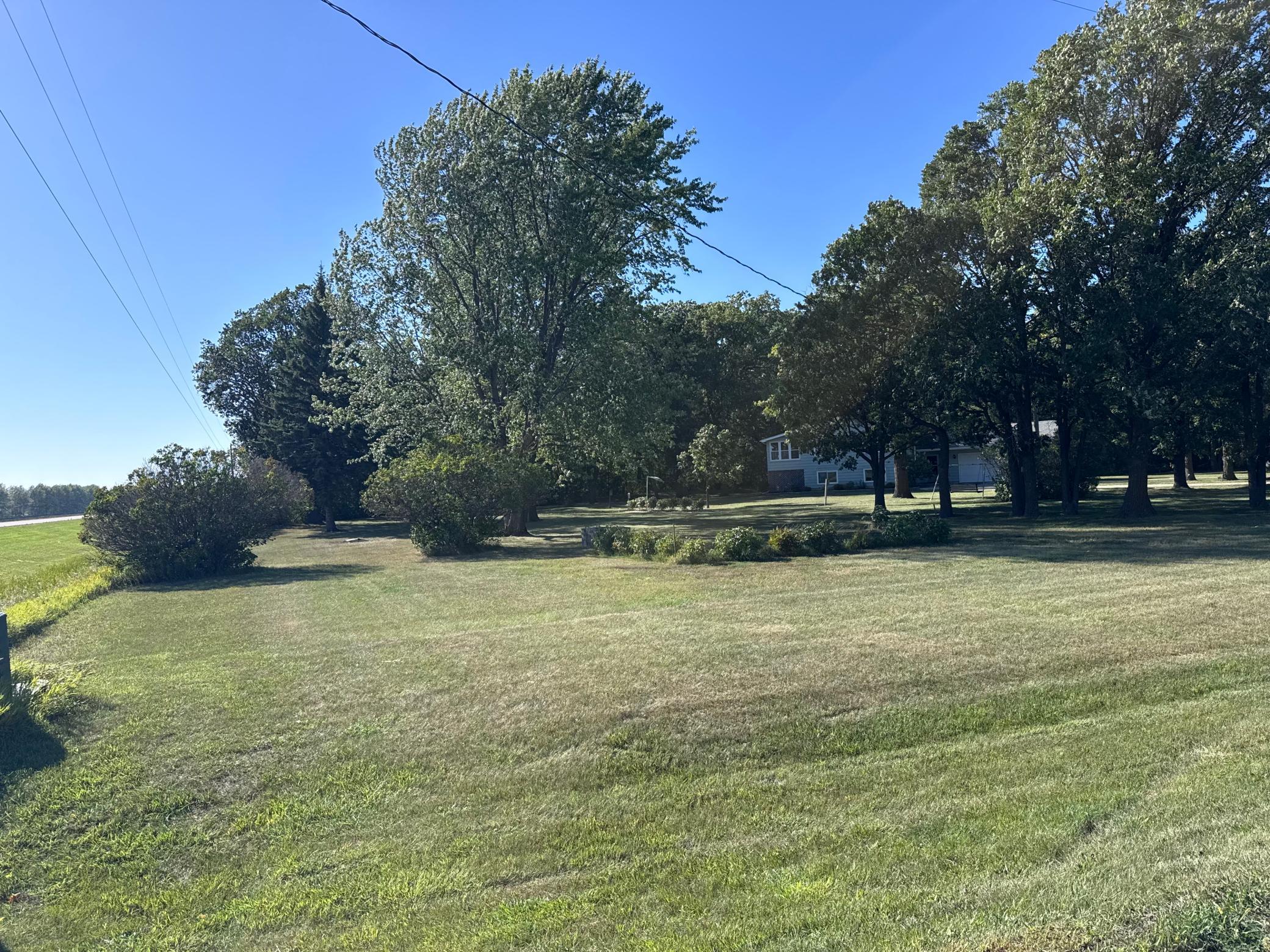 1975 single family home for sale at 14045 190th Avenue NE in Thief River Falls, MN — 4 bed, 2 bath (photo 49 of 51)