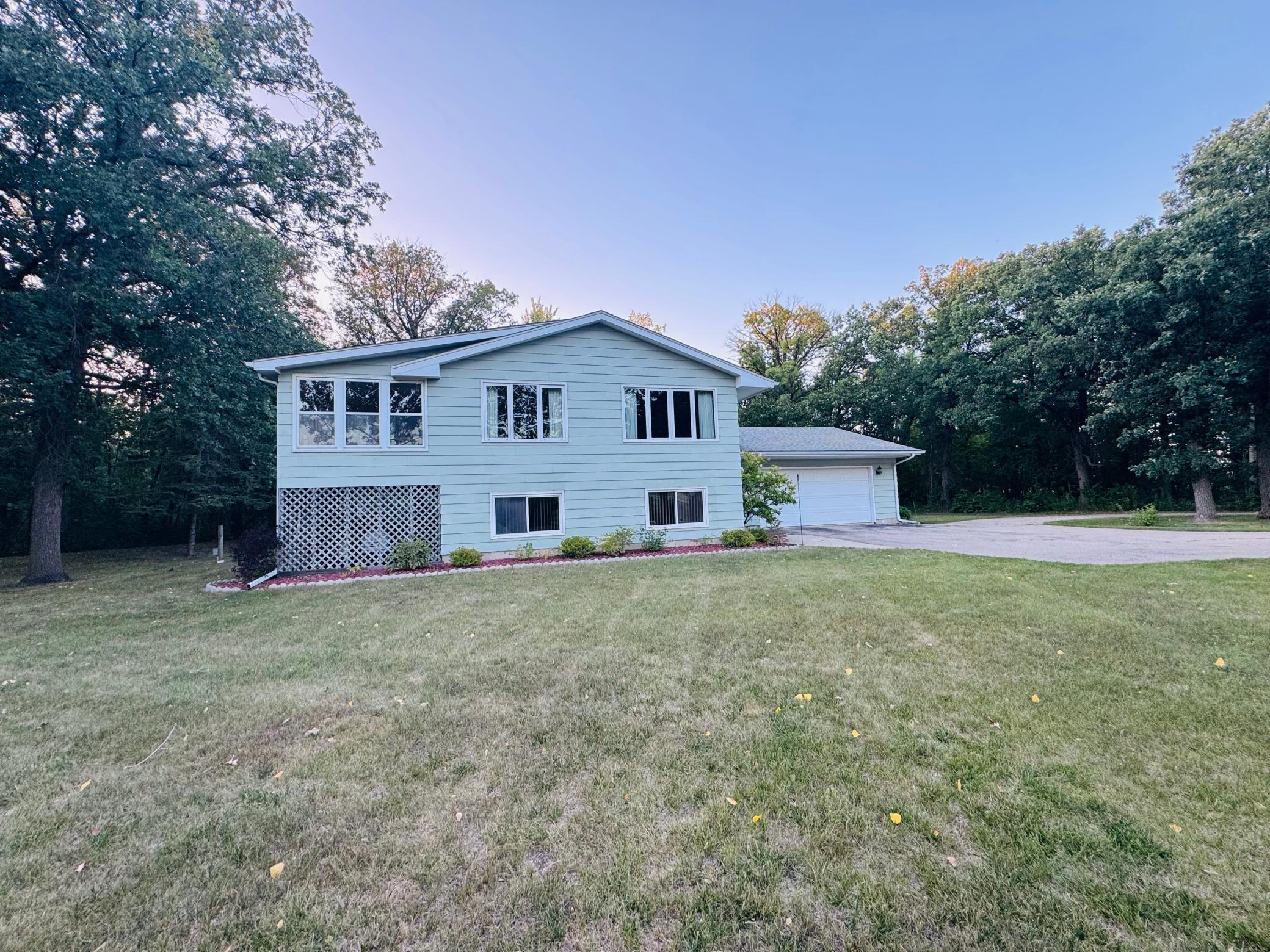 1975 single family home for sale at 14045 190th Avenue NE in Thief River Falls, MN — 4 bed, 2 bath (photo 51 of 51)