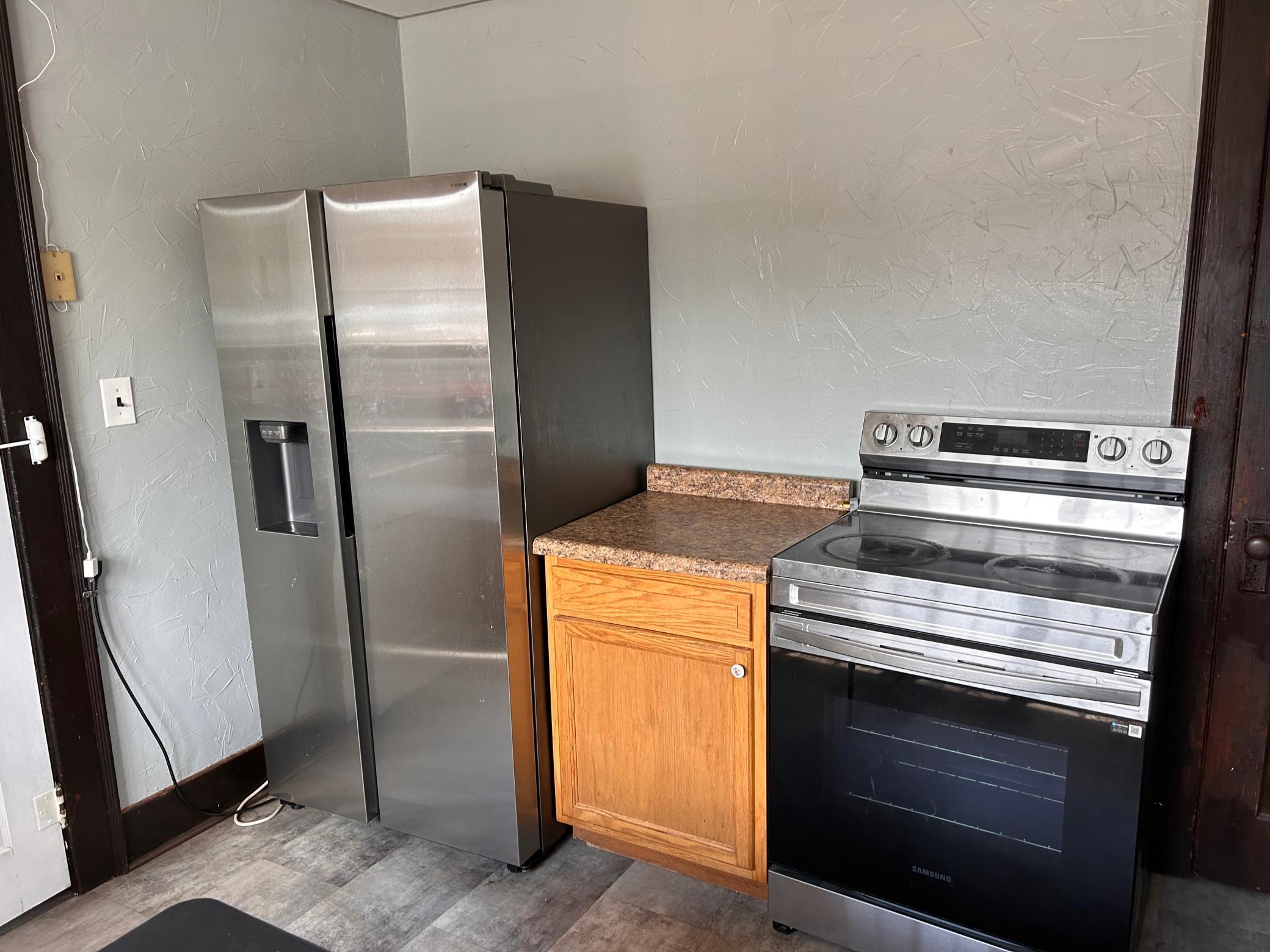 1919 single family home for sale at 124 S Farwell Street in Verndale, MN — 3 bed, 1 bath (photo 4 of 9)