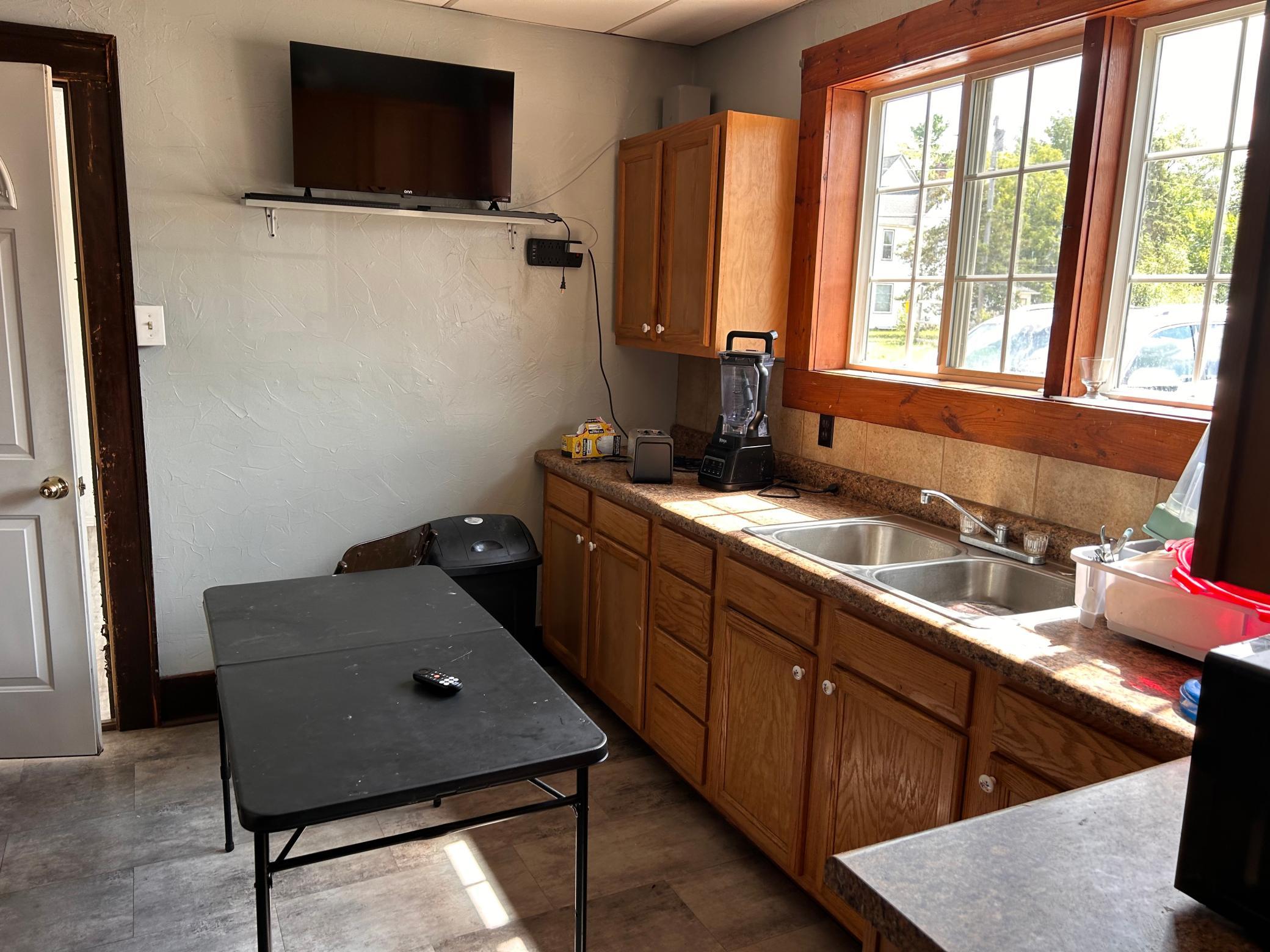 1919 single family home for sale at 124 S Farwell Street in Verndale, MN — 3 bed, 1 bath (photo 5 of 9)