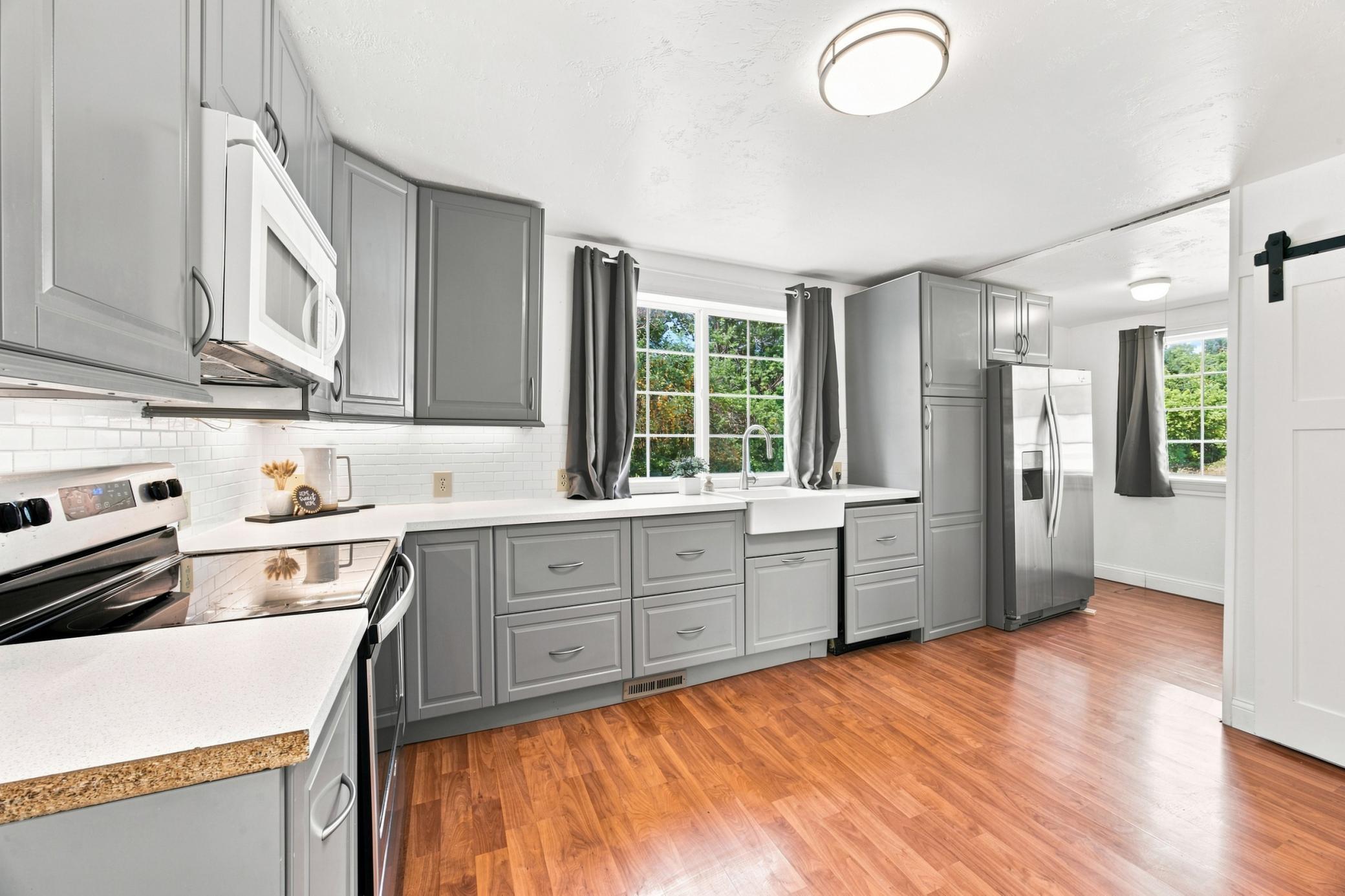 1890 single family home for sale at 38401 County Highway 21 in Rothsay, MN — 3 bed, 1 bath (photo 6 of 35)