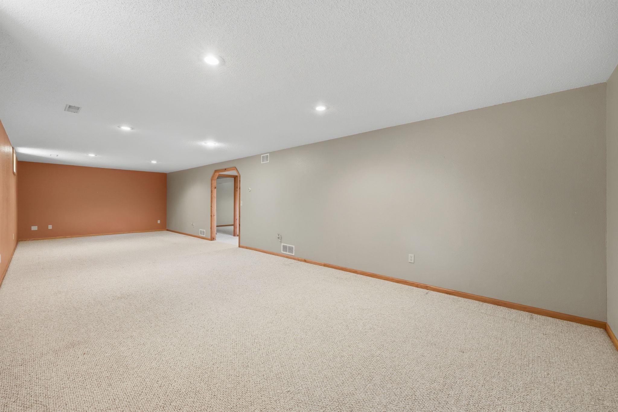 2001 single family home for sale at 2855 150th Avenue in Brainerd, MN — 3 bed, 3 bath (photo 15 of 40)