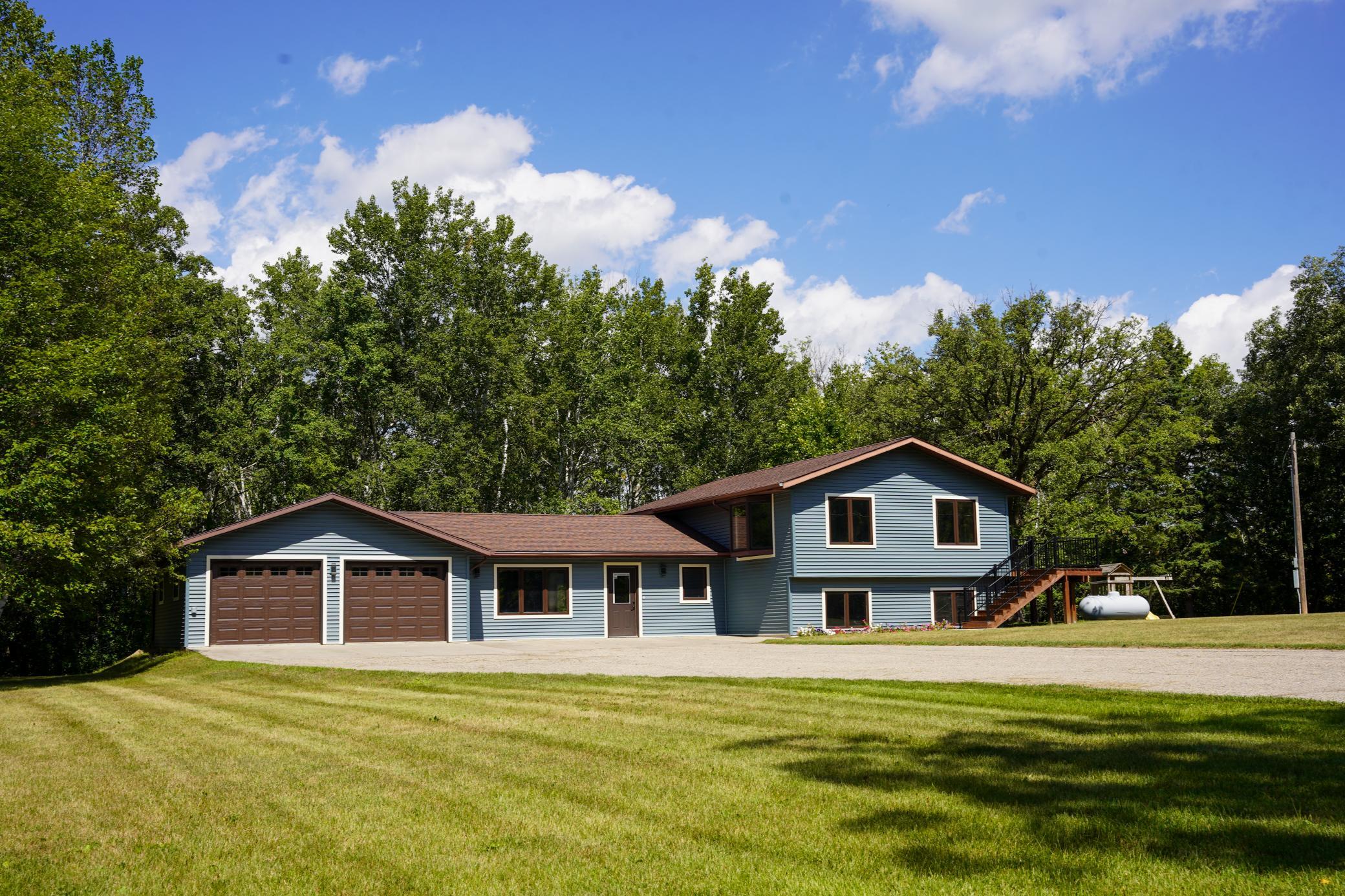 1987 single family home for sale at 3844 County Highway 29 in Twin Valley, MN — 4 bed, 2 bath (photo 3 of 43)