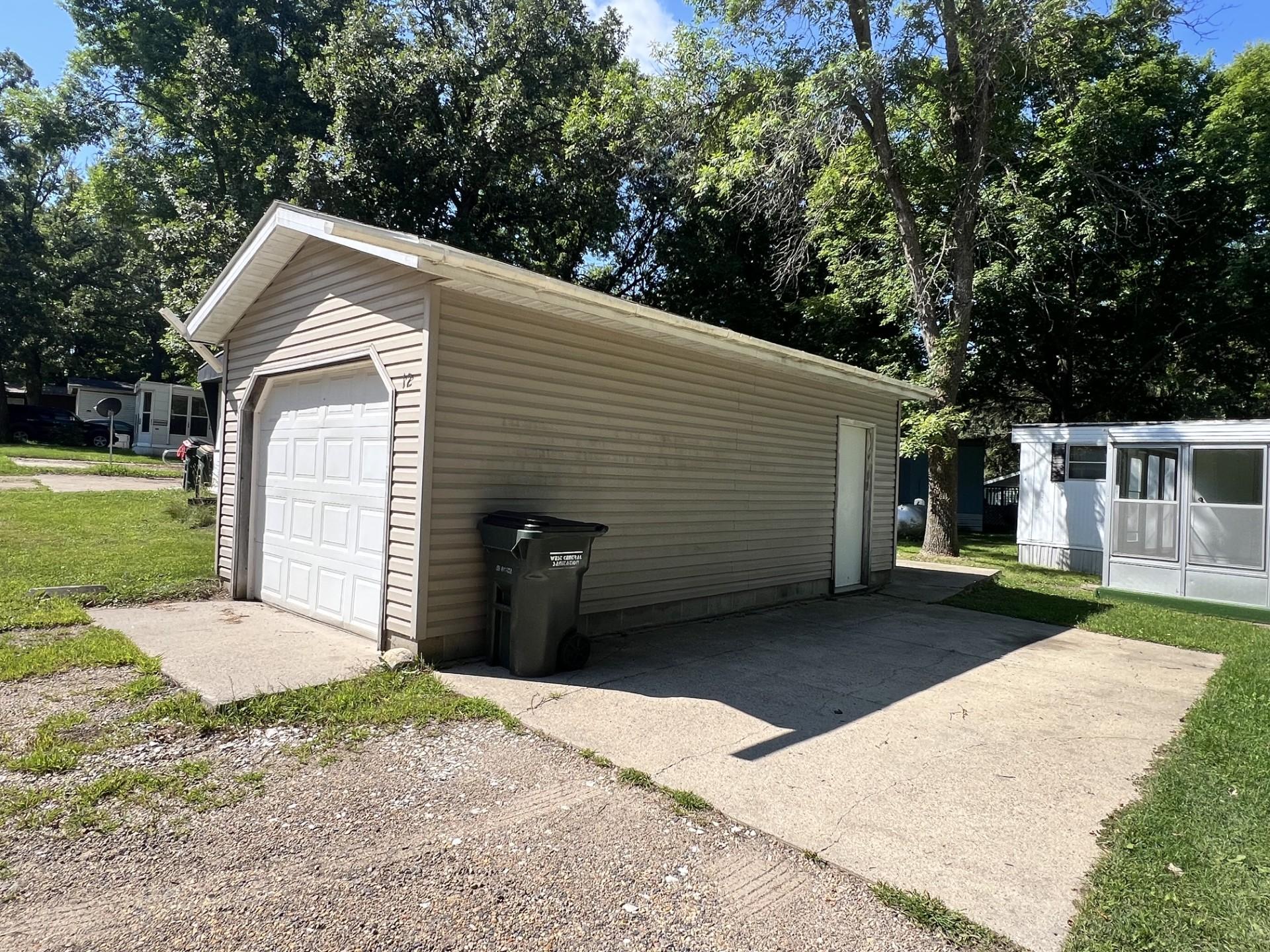 1967 single family home for sale at 3720 County Rd 40 NW, Unit 12 in Garfield, MN — 2 bed, 2 bath (photo 7 of 18)