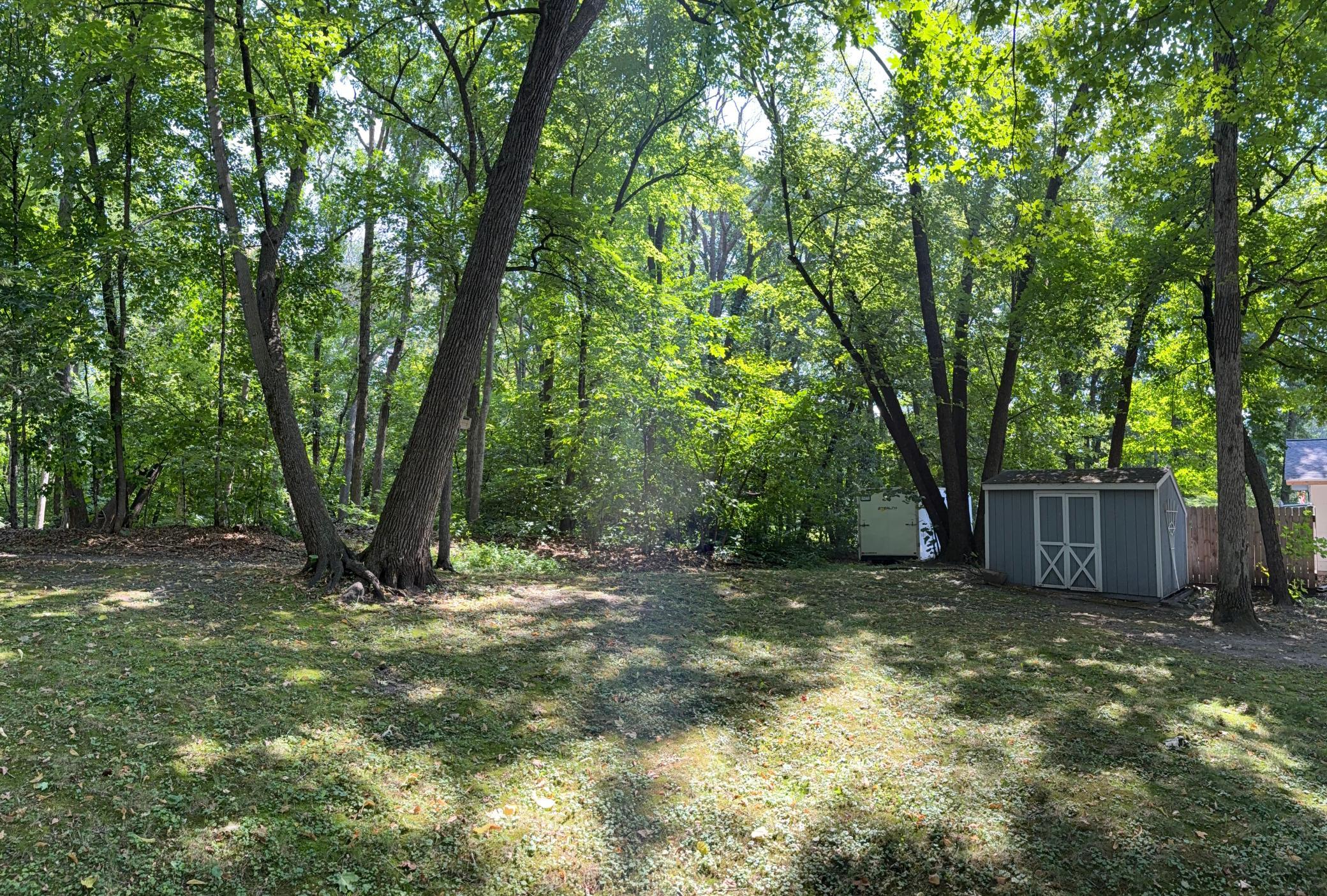 1960 single family home for sale at 1583 E Shore Drive in Detroit Lakes, MN — 4 bed, 2 bath (photo 9 of 41)