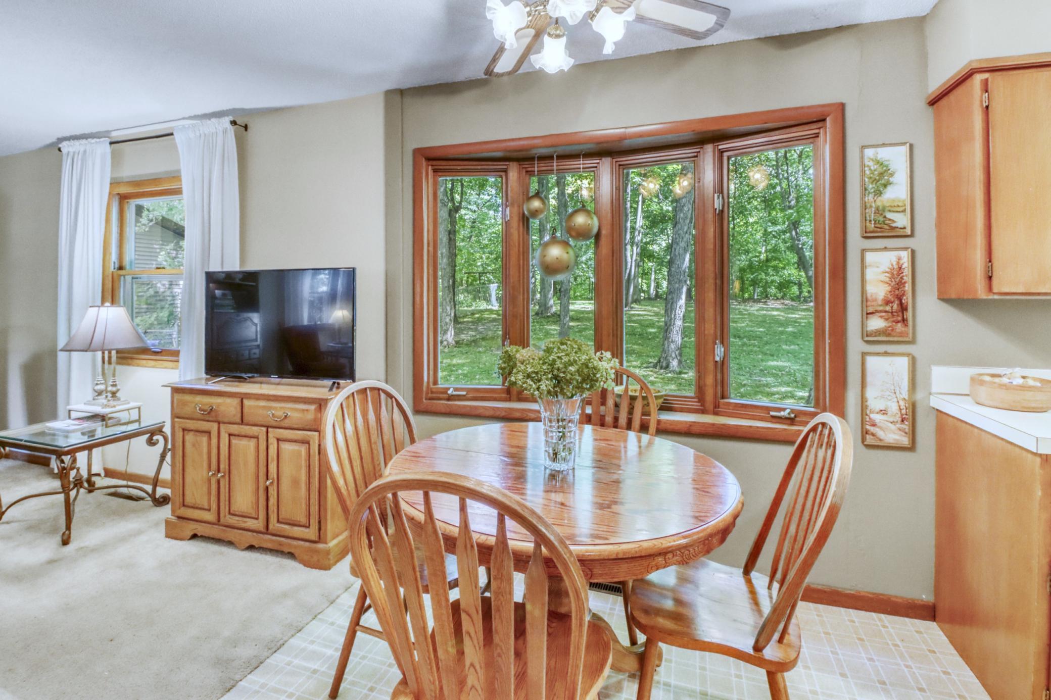1960 single family home for sale at 1583 E Shore Drive in Detroit Lakes, MN — 4 bed, 2 bath (photo 42 of 68)