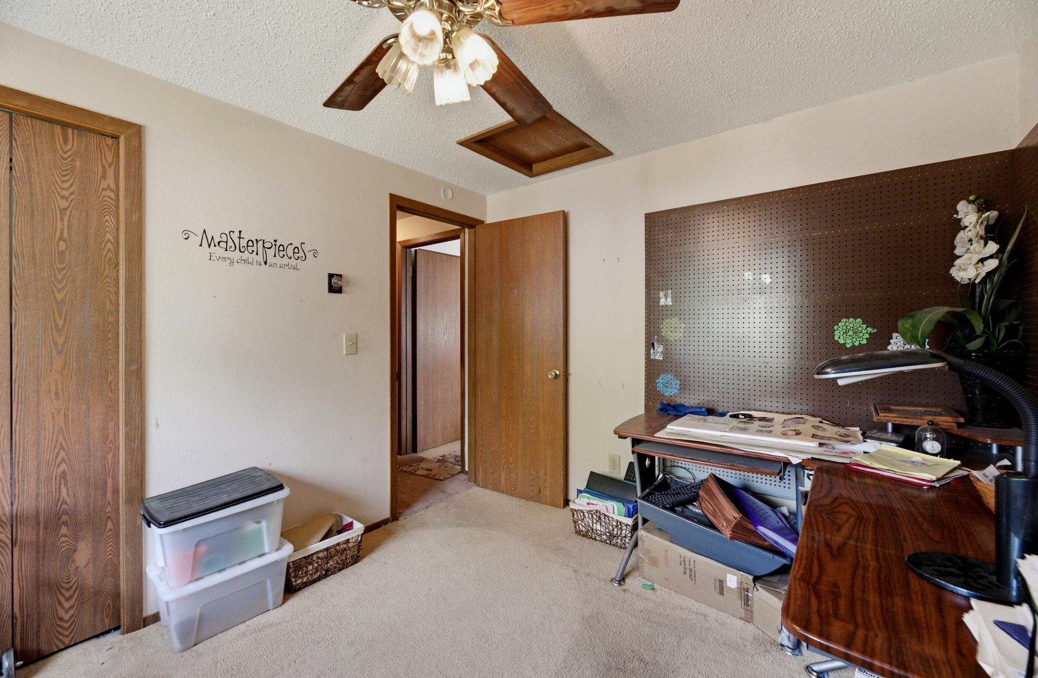 1984 single family home for sale at 3050 21st Street S in Fargo, ND — 4 bed, 2 bath (photo 29 of 34)