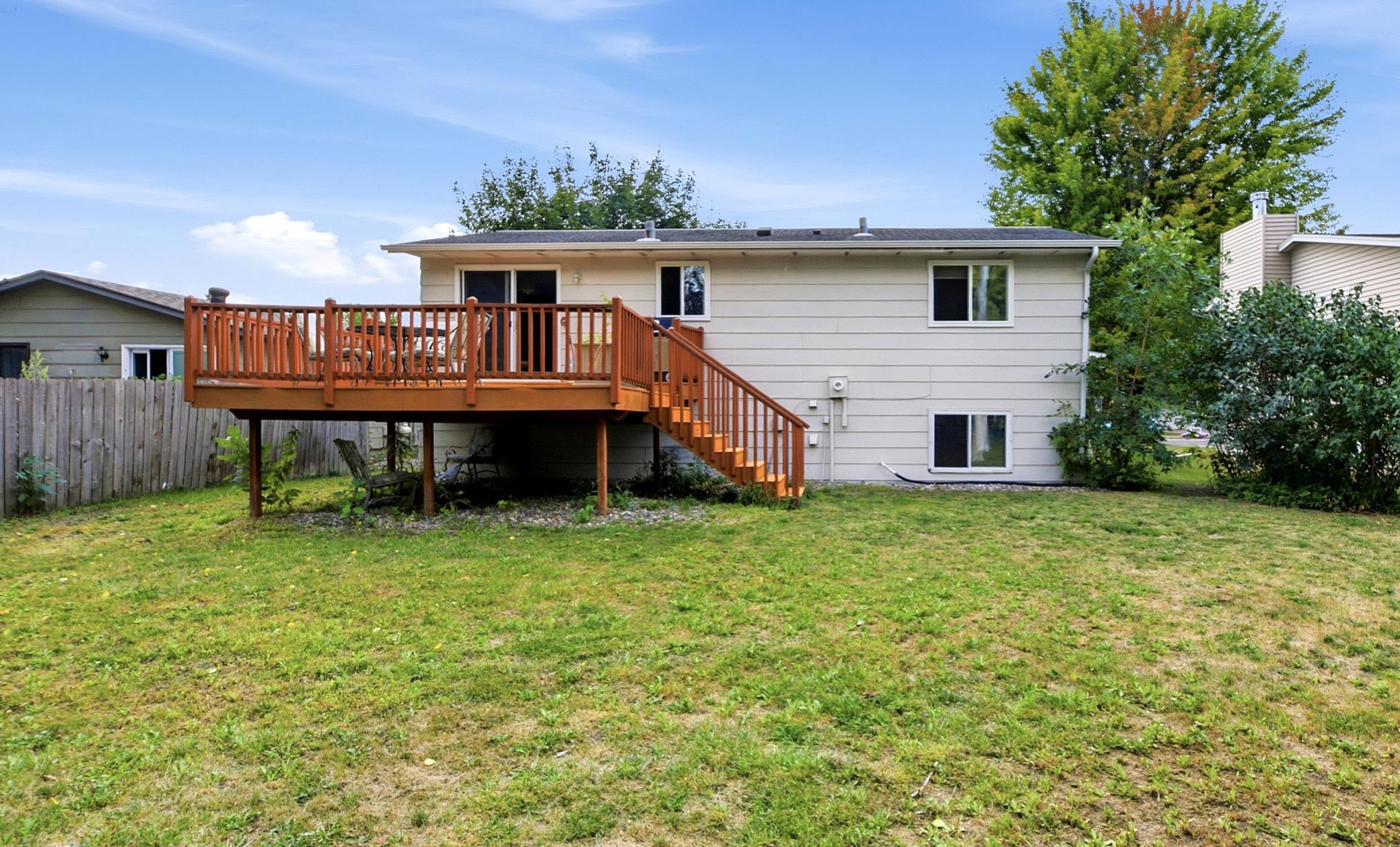 1984 single family home for sale at 3050 21st Street S in Fargo, ND — 4 bed, 2 bath (photo 34 of 34)