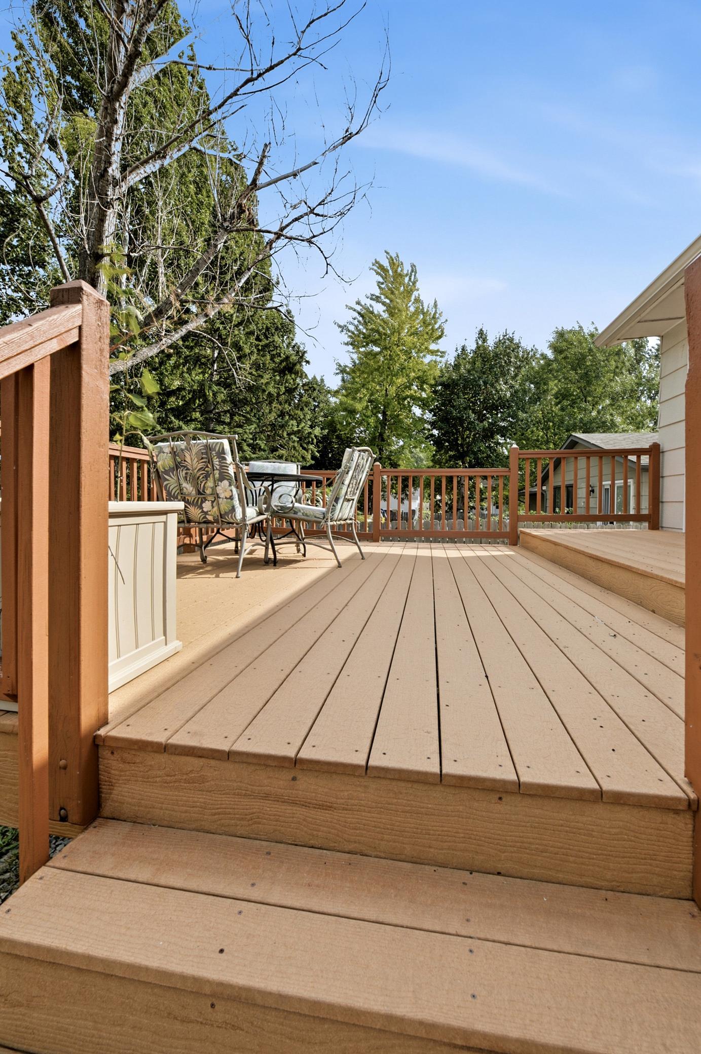 1984 single family home for sale at 3050 21st Street S in Fargo, ND — 4 bed, 2 bath (photo 32 of 35)
