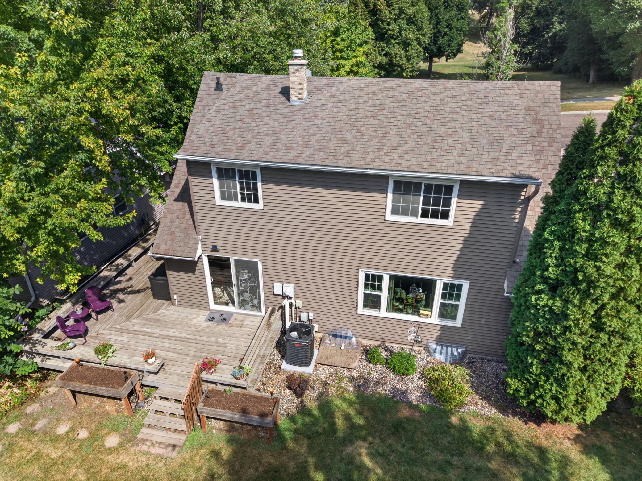 1956 single family home for sale at 716 E Mount Faith Avenue in Fergus Falls, MN — 4 bed, 3 bath (photo 3 of 48)