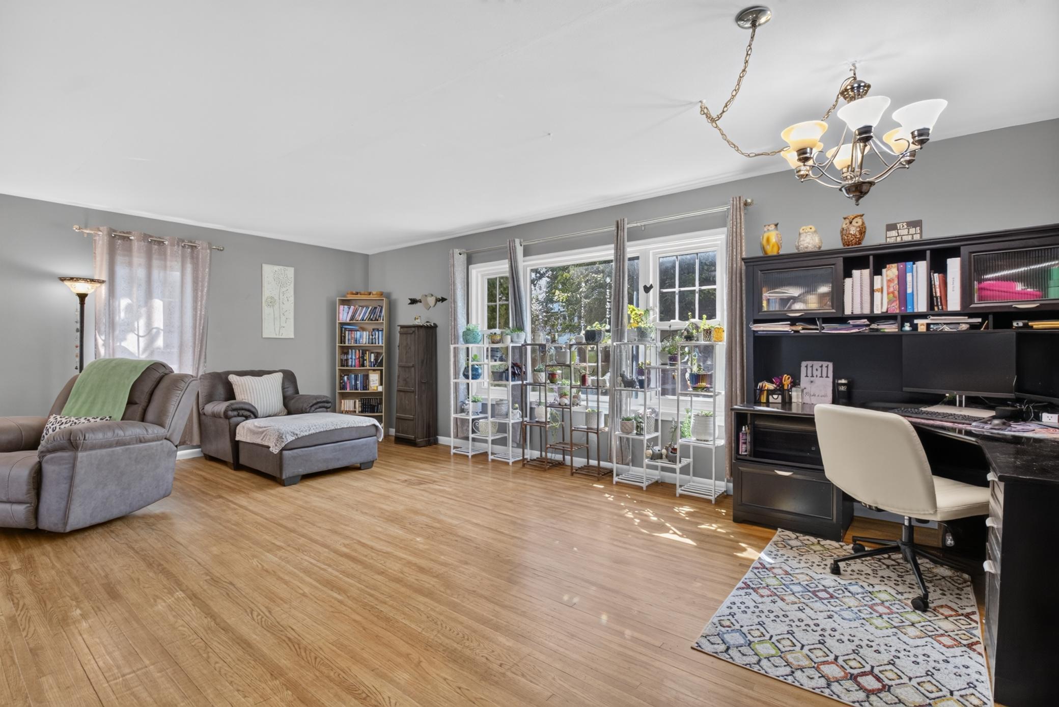 1956 single family home for sale at 716 E Mount Faith Avenue in Fergus Falls, MN — 4 bed, 3 bath (photo 9 of 48)