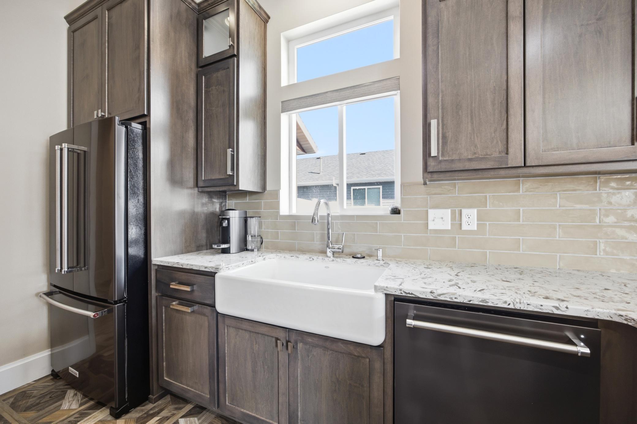 2018 single family home for sale at 7032 26th Street S in Fargo, ND — 3 bed, 2 bath (photo 11 of 46)
