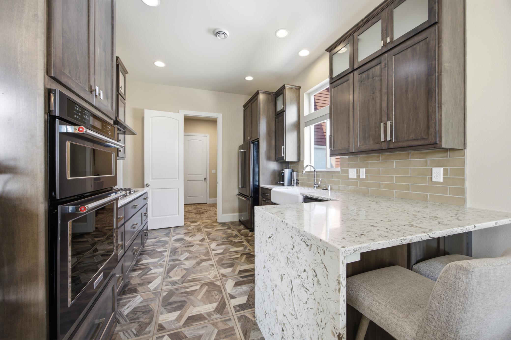 2018 single family home for sale at 7032 26th Street S in Fargo, ND — 3 bed, 2 bath (photo 9 of 46)