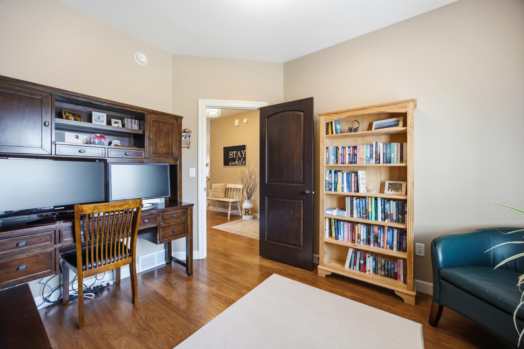 2013 single family home for sale at 6132 14th Street S in Fargo, ND — 6 bed, 3 bath (photo 12 of 66)