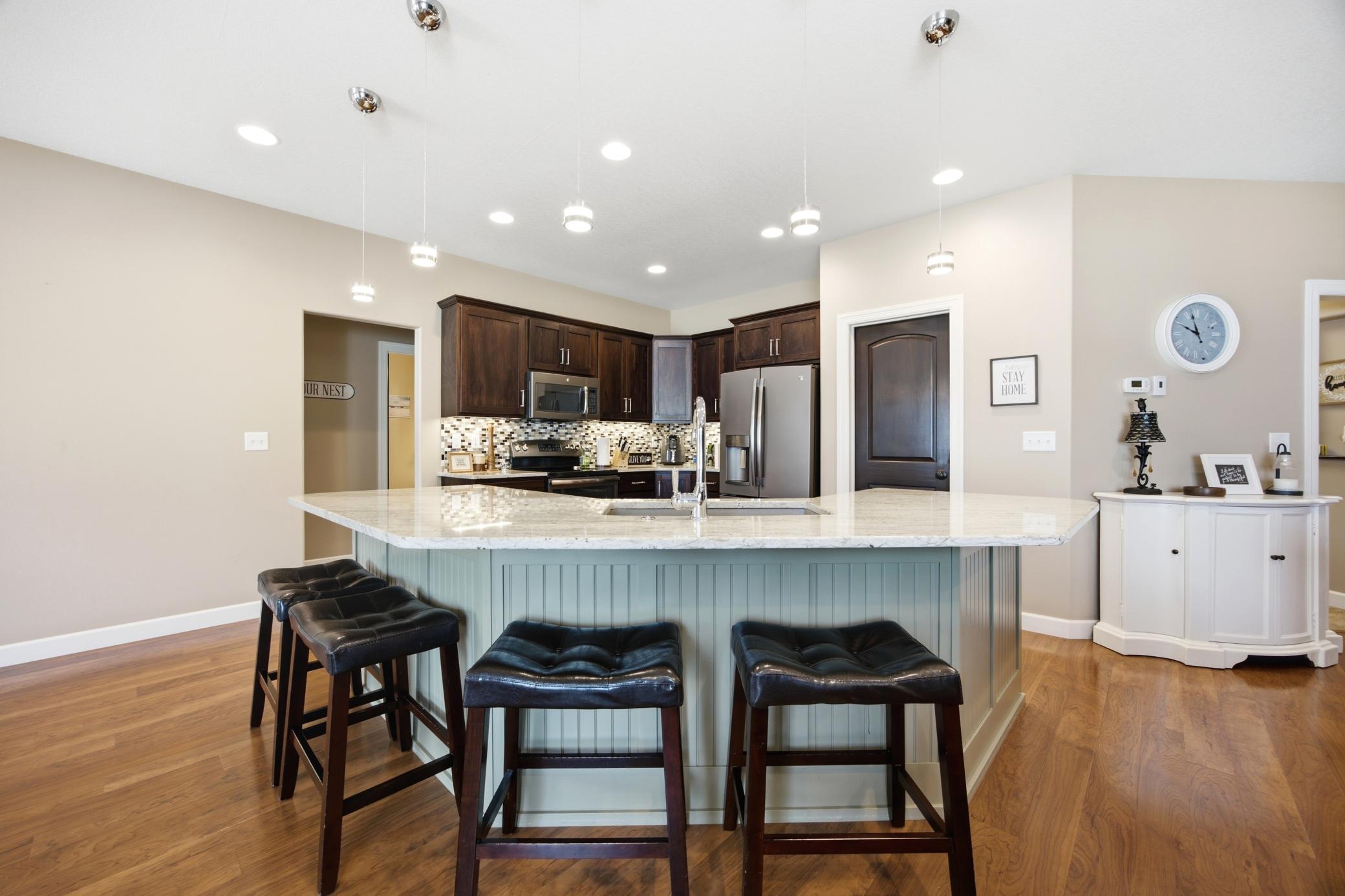2013 single family home for sale at 6132 14th Street S in Fargo, ND — 6 bed, 3 bath (photo 17 of 66)