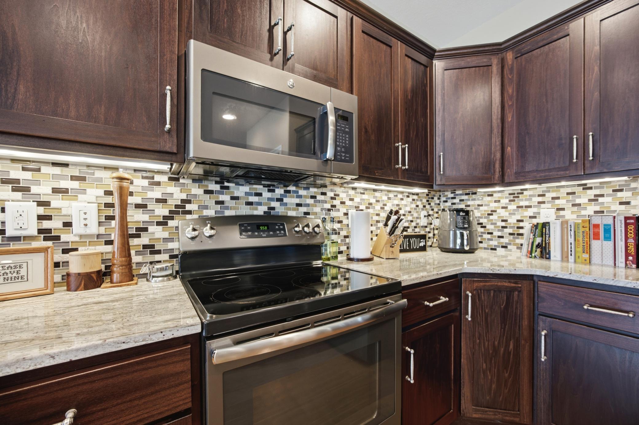 2013 single family home for sale at 6132 14th Street S in Fargo, ND — 6 bed, 3 bath (photo 20 of 66)