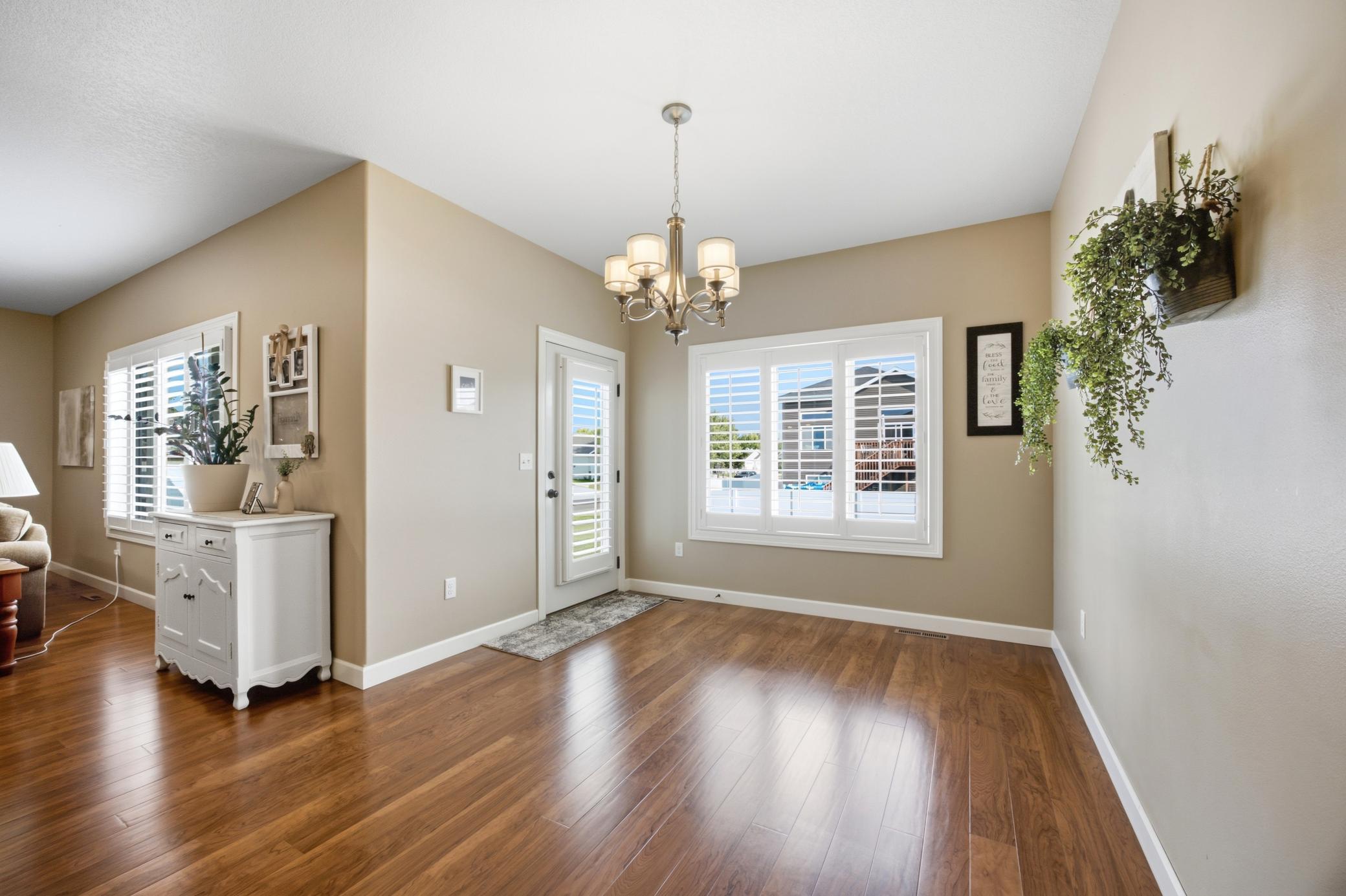 2013 single family home for sale at 6132 14th Street S in Fargo, ND — 6 bed, 3 bath (photo 23 of 66)