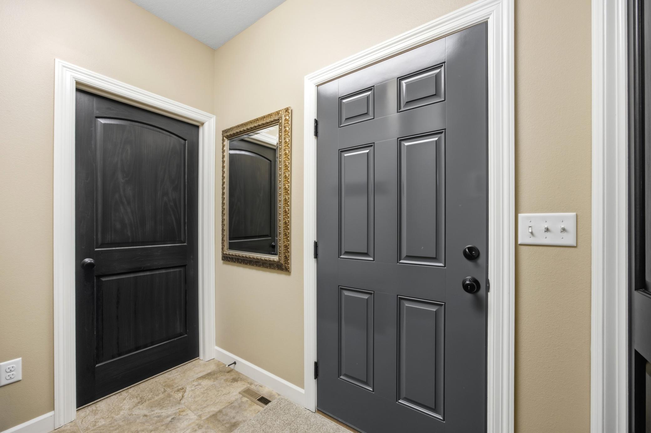2013 single family home for sale at 6132 14th Street S in Fargo, ND — 6 bed, 3 bath (photo 25 of 66)