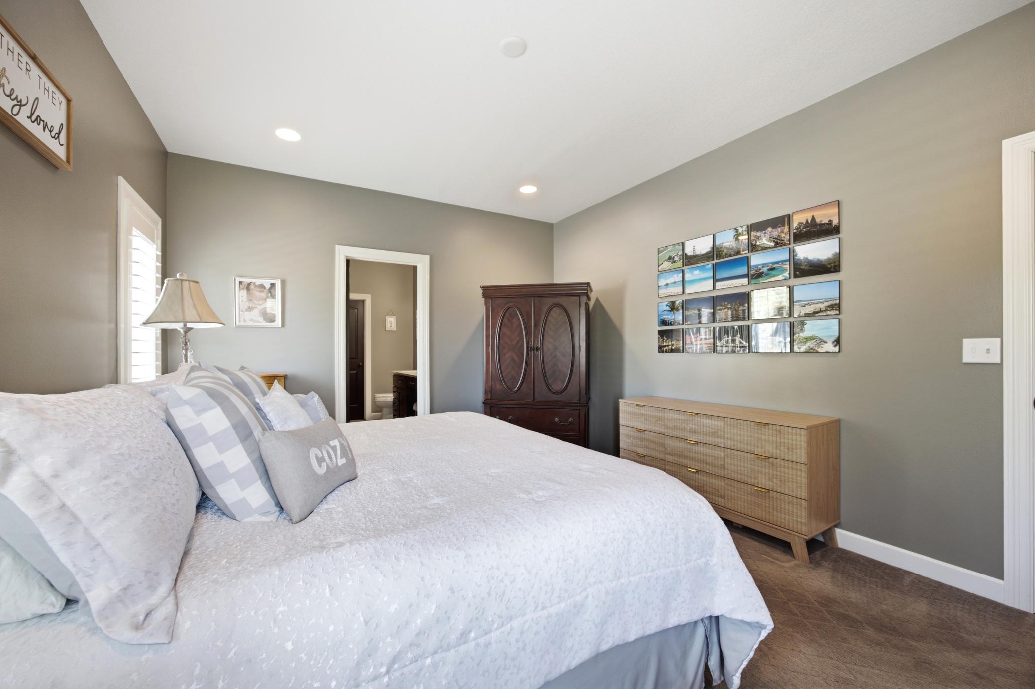 2013 single family home for sale at 6132 14th Street S in Fargo, ND — 6 bed, 3 bath (photo 28 of 66)