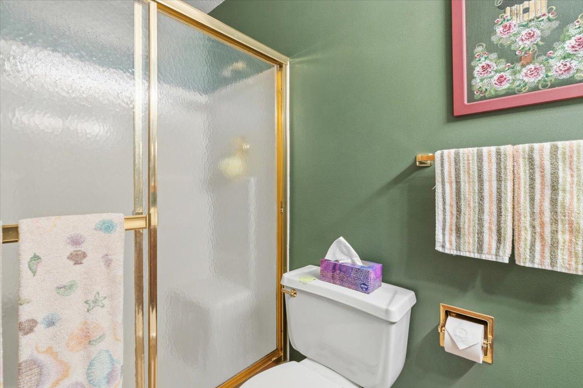 1993 twin home for sale at 2210 Brookwood Court in Fergus Falls, MN — 2 bed, 2 bath (photo 20 of 27)