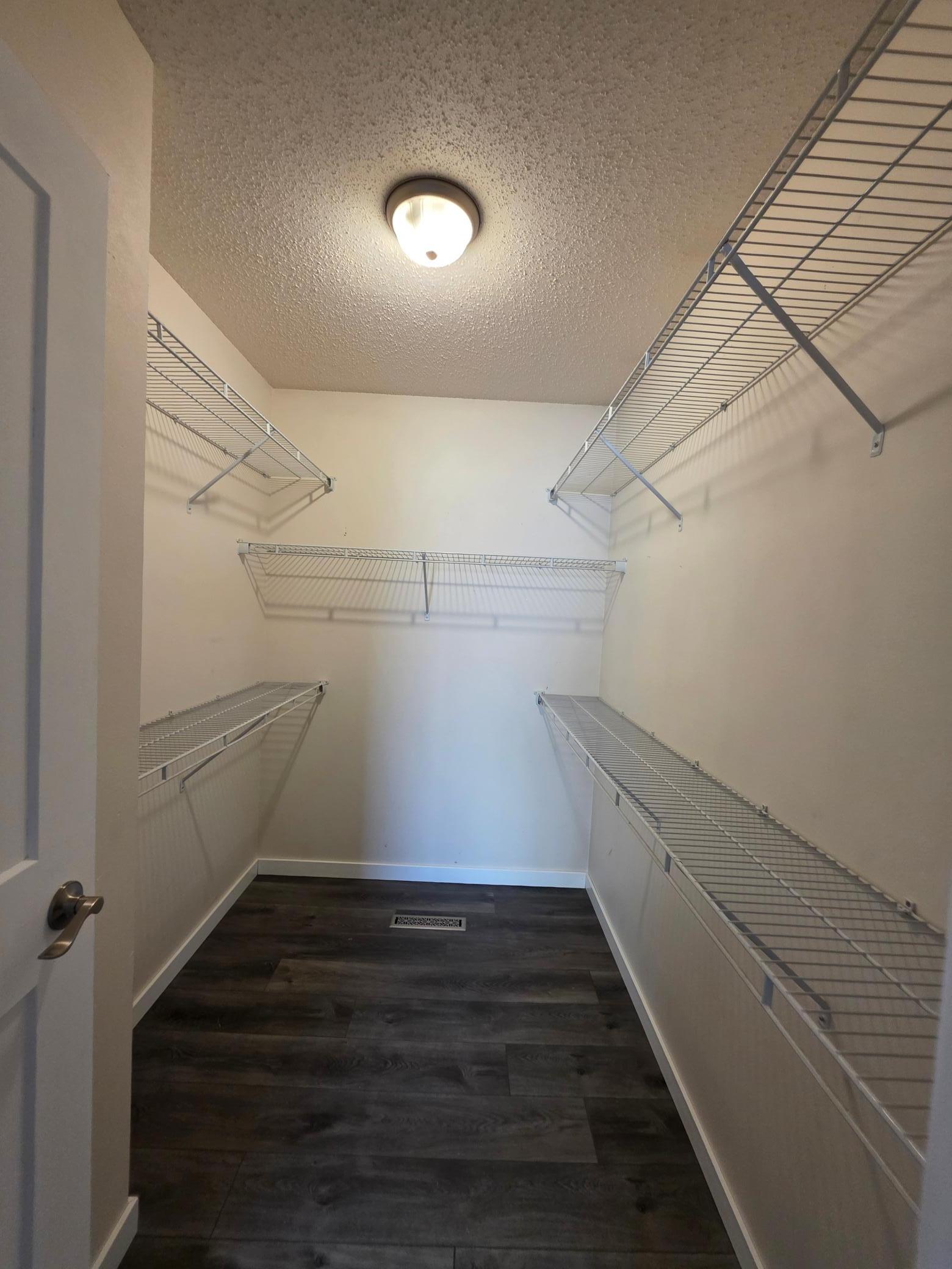 2007 home for sale at 4778 51st Avenue S in Fargo, ND — 3 bed, 2 bath (photo 10 of 21)