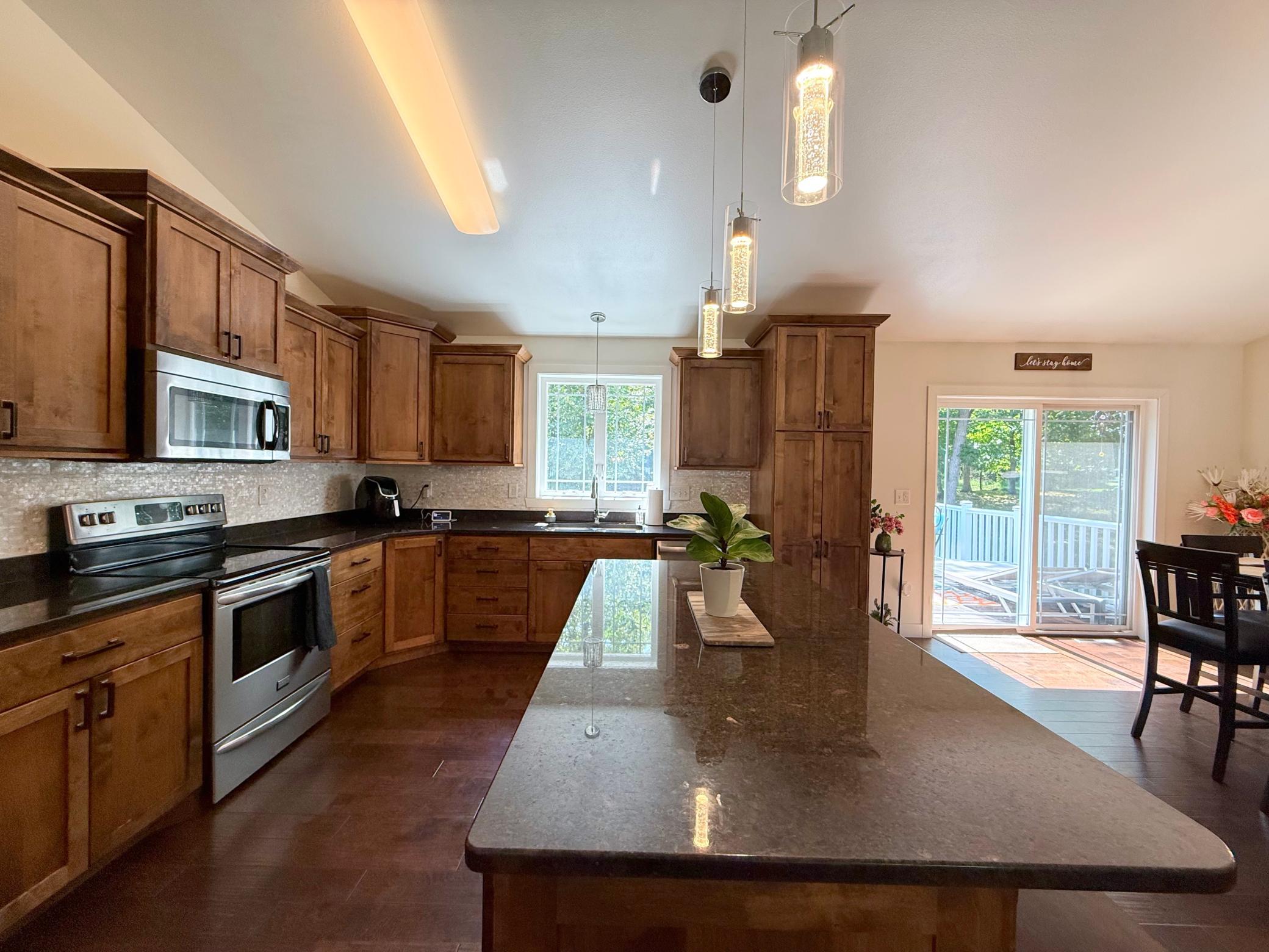 2013 single family home for sale at 863 Whitetail Lane in Detroit Lakes, MN — 4 bed, 3 bath (photo 13 of 31)