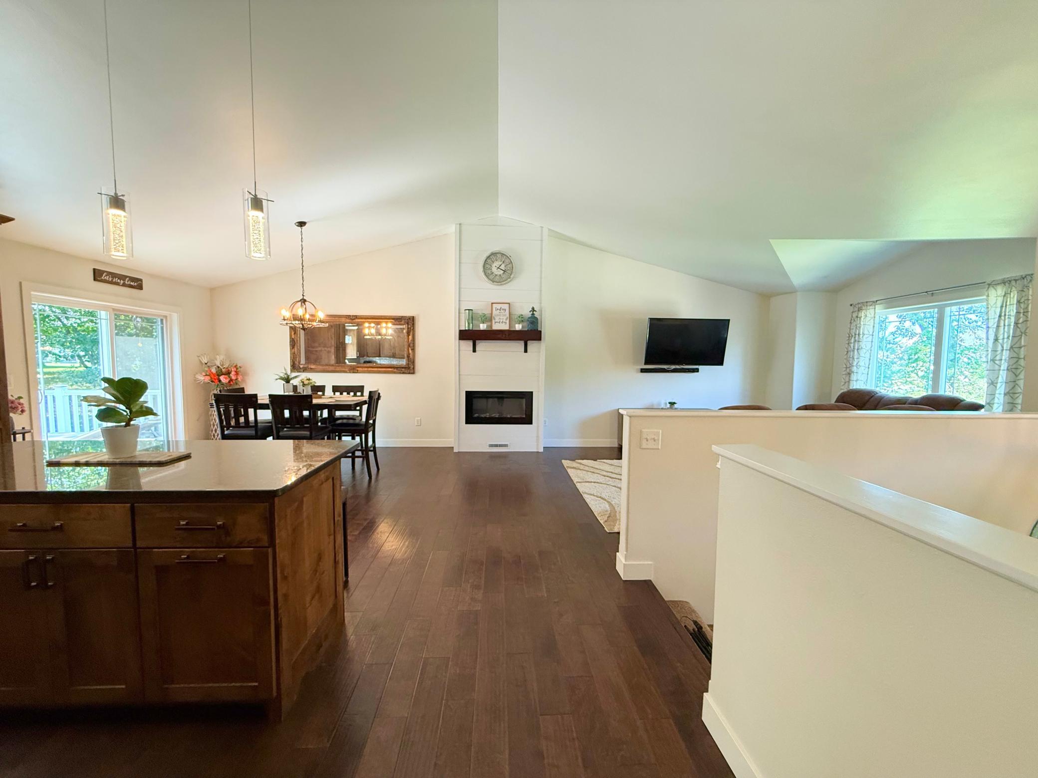 2013 single family home for sale at 863 Whitetail Lane in Detroit Lakes, MN — 4 bed, 3 bath (photo 14 of 31)