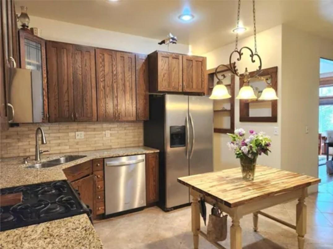 1898 single family home for sale at 21 3rd Street E, Unit 1960 in Ada, MN — 4 bed, 4 bath (photo 14 of 48)
