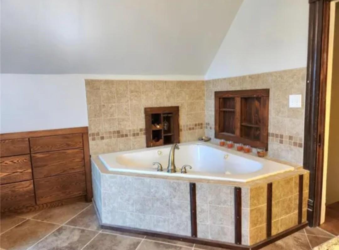 1898 single family home for sale at 21 3rd Street E, Unit 1960 in Ada, MN — 4 bed, 4 bath (photo 37 of 48)