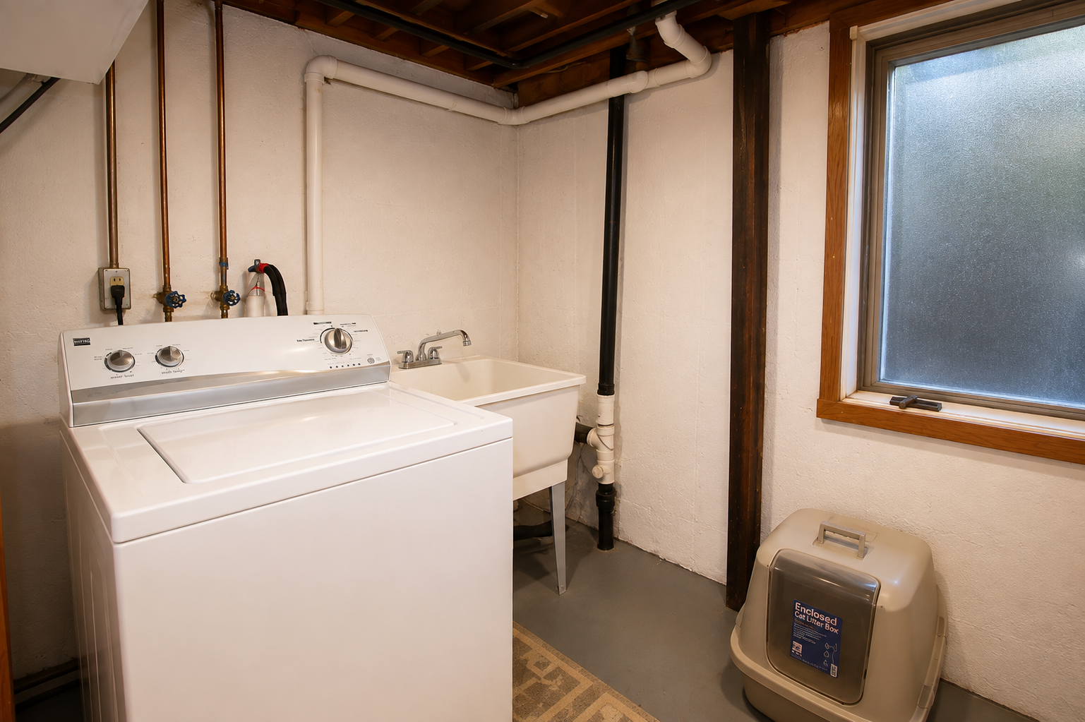 1971 twin home for sale at 731 27th Street N in Fargo, ND — 2 bed, 1 bath (photo 22 of 27)