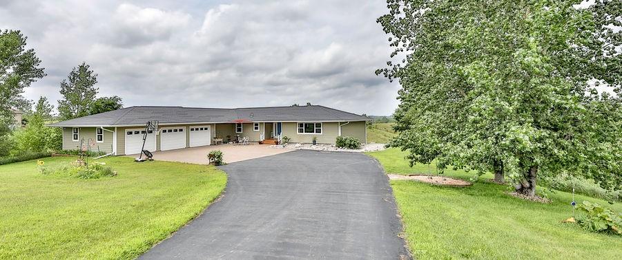 1979 single family home for sale at 175 250th Street N in Hawley, MN — 5 bed, 4 bath (photo 2 of 40)