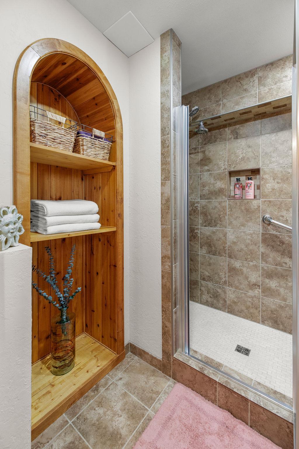 1979 single family home for sale at 175 250th Street N in Hawley, MN — 5 bed, 4 bath (photo 34 of 40)