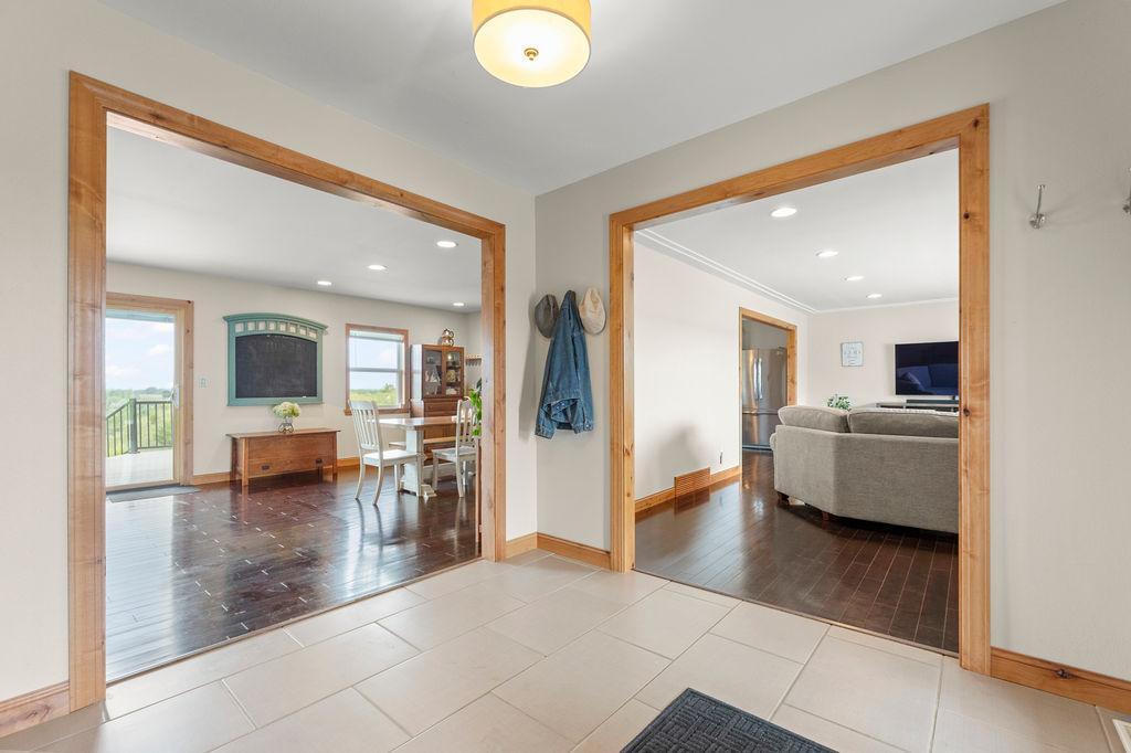 1979 single family home for sale at 175 250th Street N in Hawley, MN — 5 bed, 4 bath (photo 6 of 40)