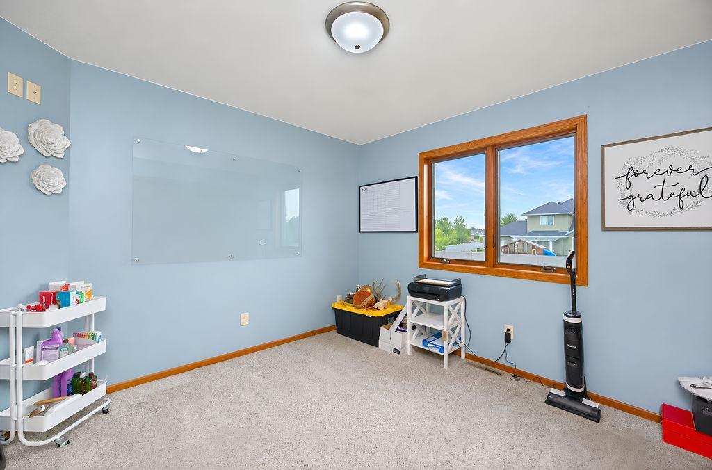 2009 single family home for sale at 1809 Pentland Street in West Fargo, ND — 4 bed, 5 bath (photo 16 of 47)