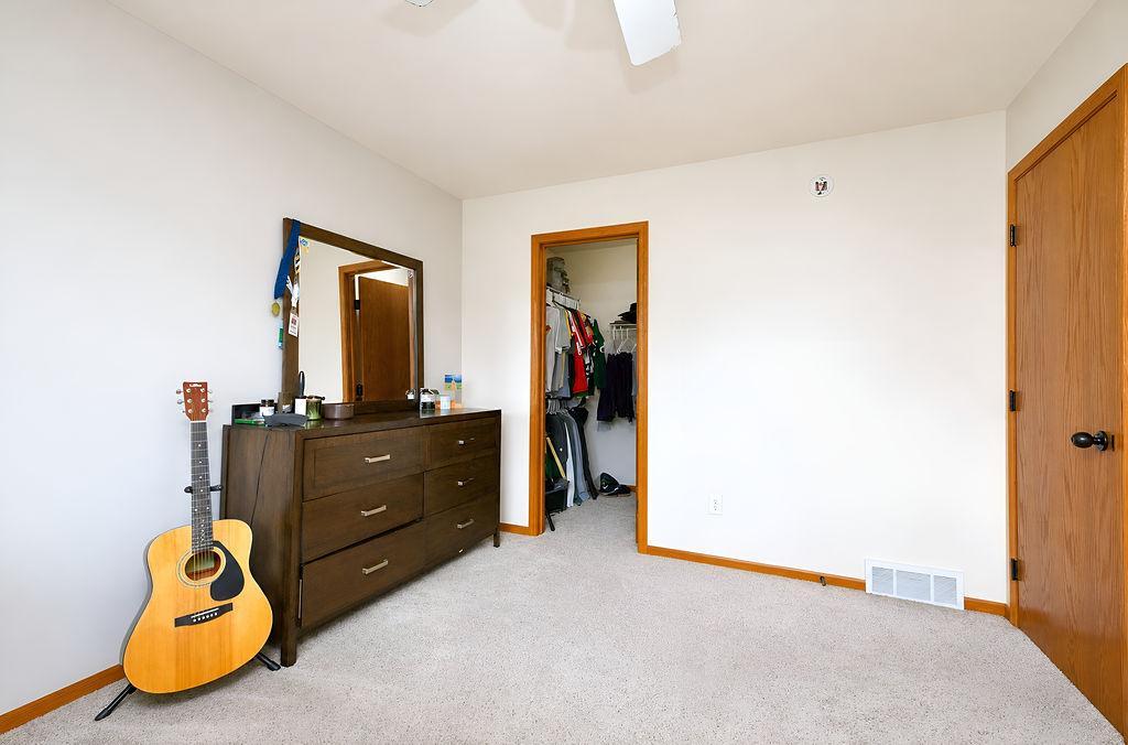 2009 single family home for sale at 1809 Pentland Street in West Fargo, ND — 4 bed, 5 bath (photo 34 of 47)