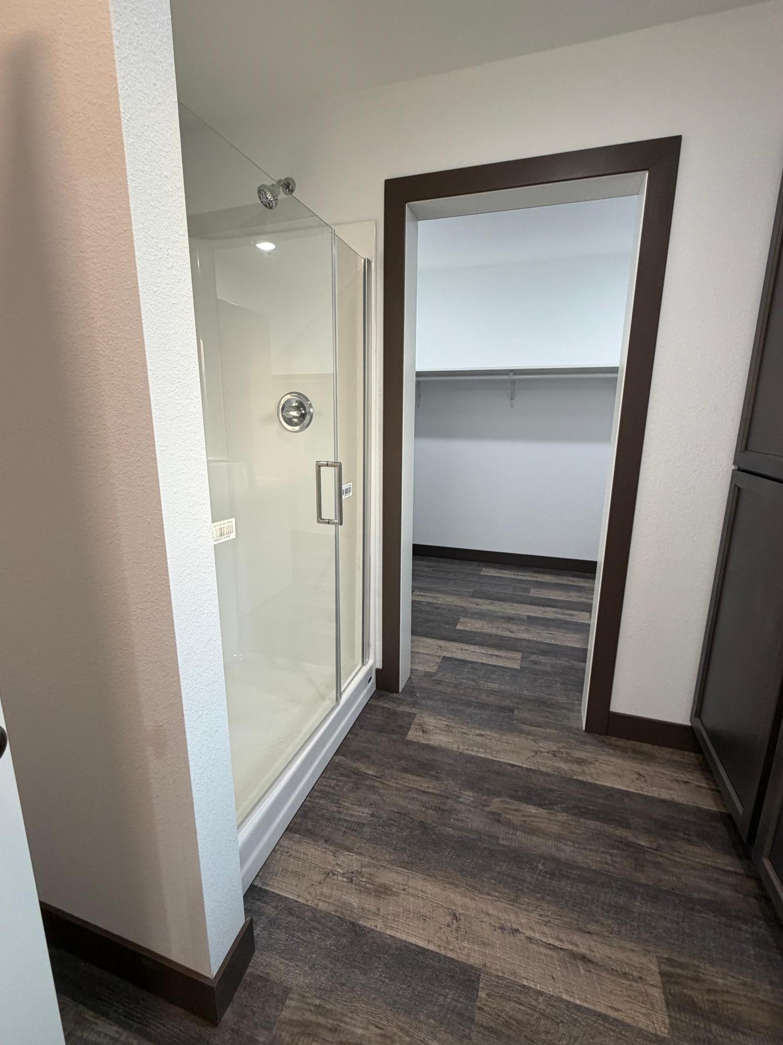 2025 single family home for sale at 100 Oak Crest Blvd in Roseau, MN — 3 bed, 2 bath (photo 13 of 23)